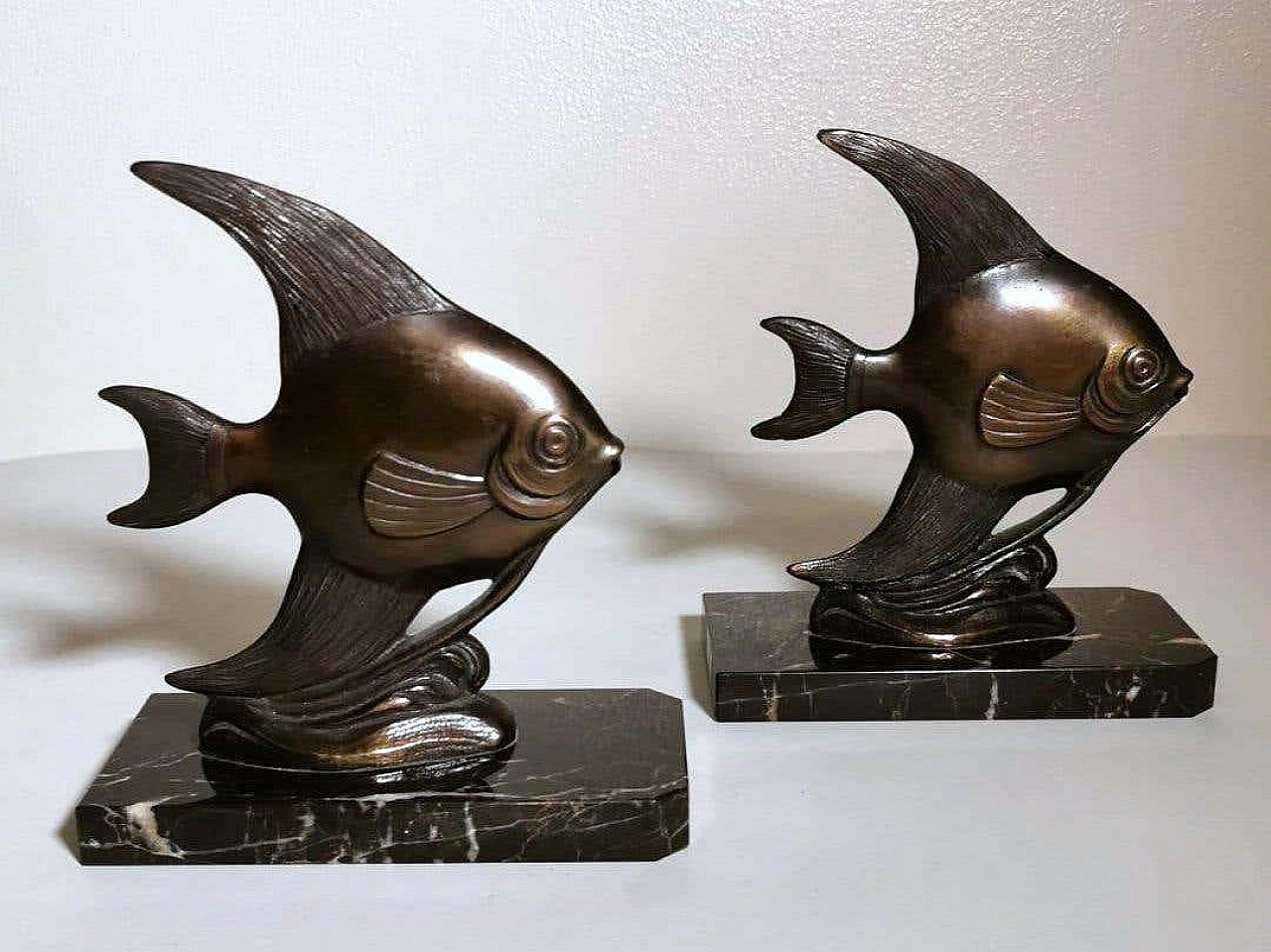 Pair of fish-shaped choice bookends with Marquinia marble base, 1930s 3