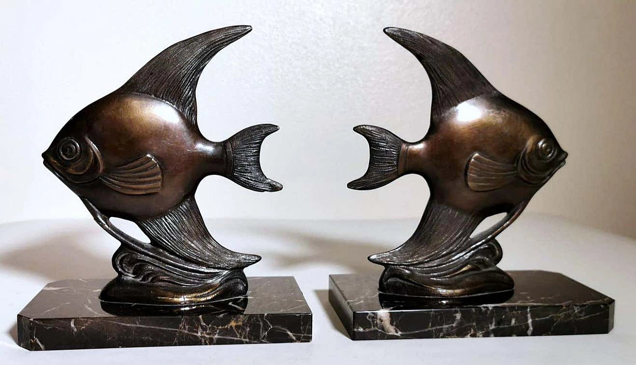 Pair of fish-shaped choice bookends with Marquinia marble base, 1930s 5