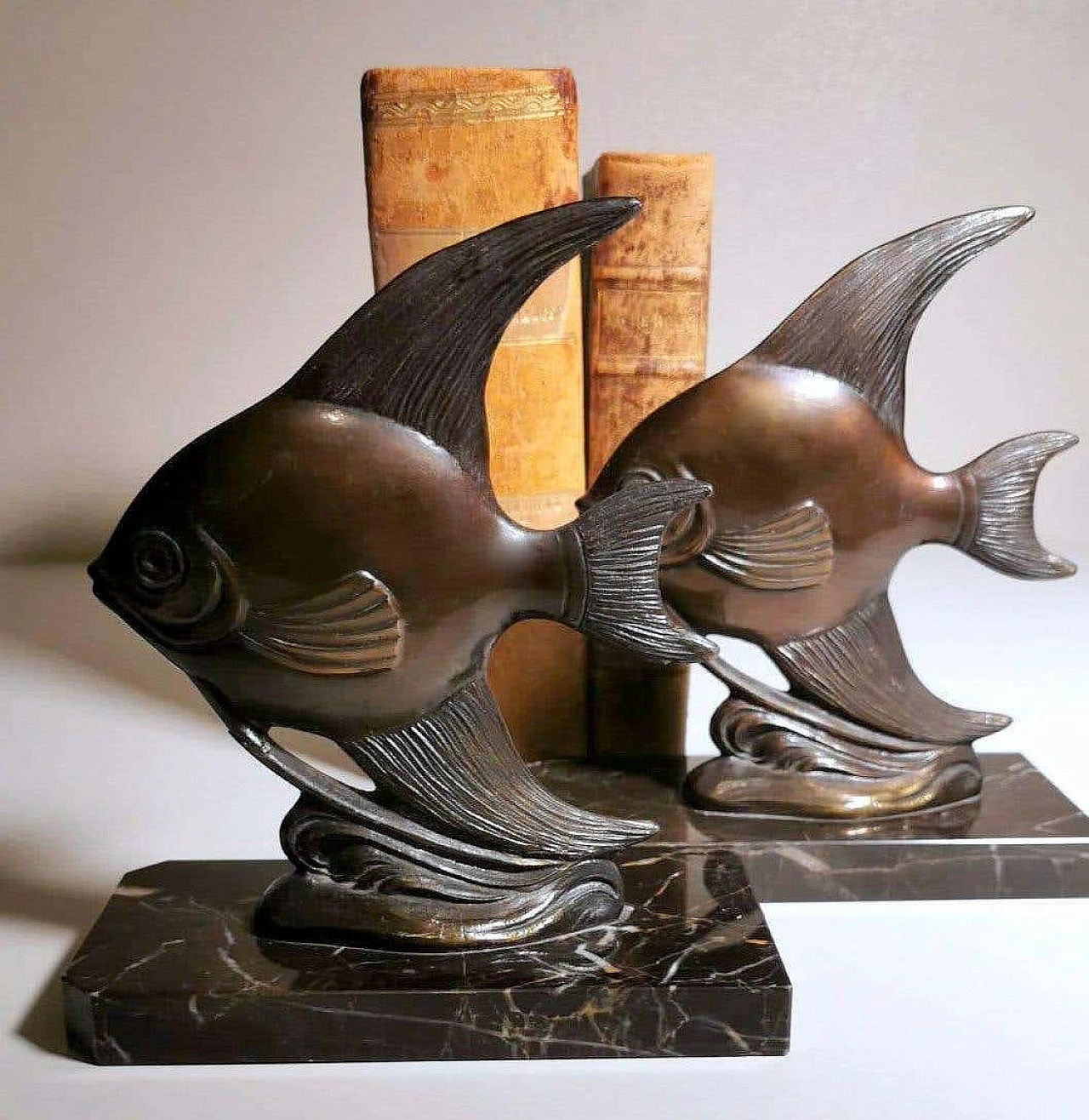 Pair of fish-shaped choice bookends with Marquinia marble base, 1930s 7
