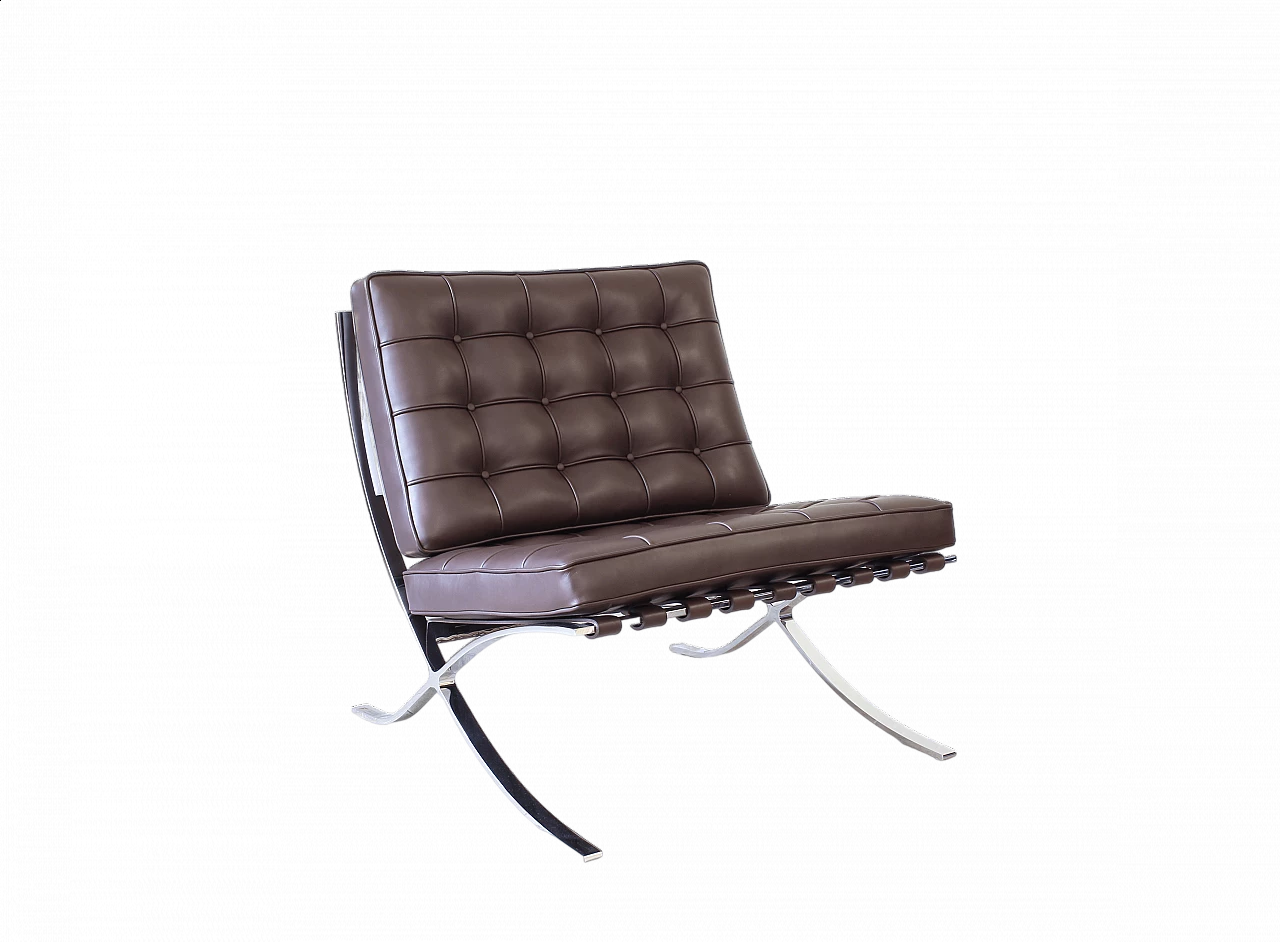 Poltrona Barcelona di Ludwig Mies van der Rohe per Knoll, anni '20 8