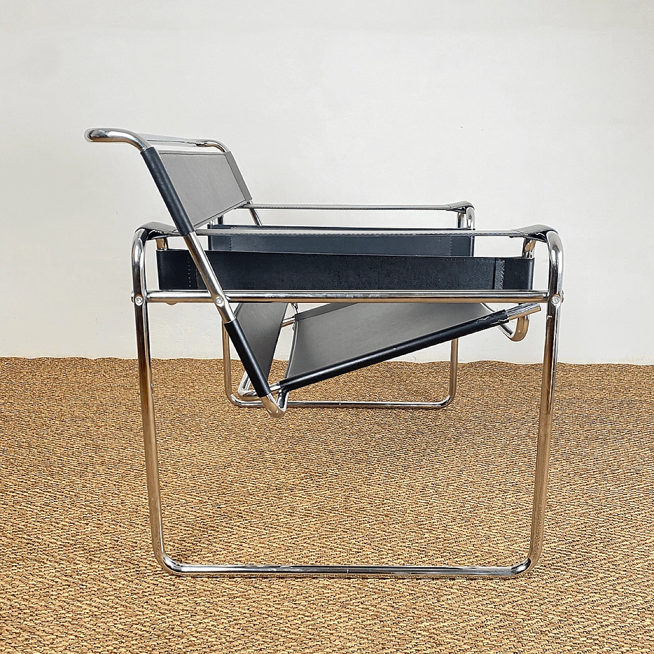 Poltrona nello stile di Wassily B3 di Marcel Breuer, anni '20 13