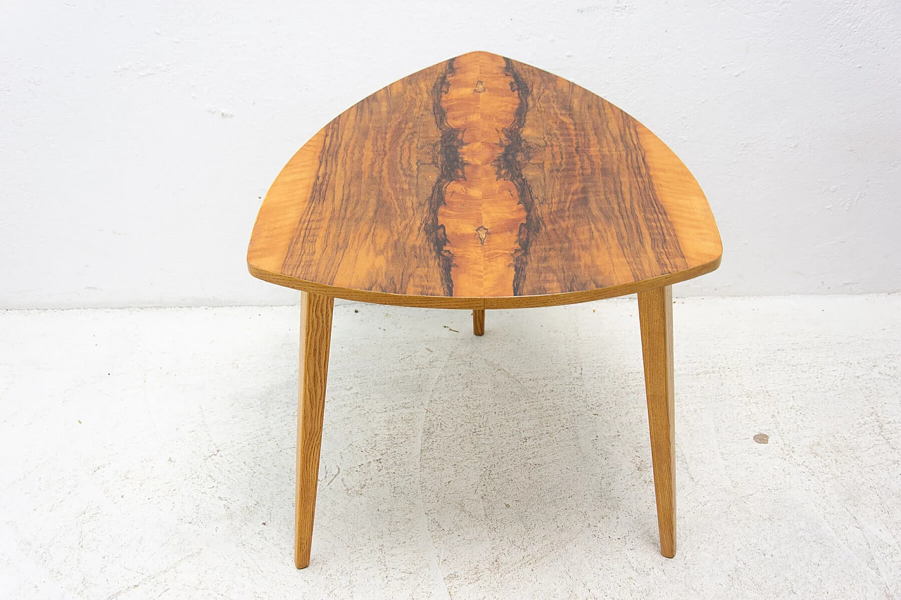 Triangular walnut side table, 1970s 5