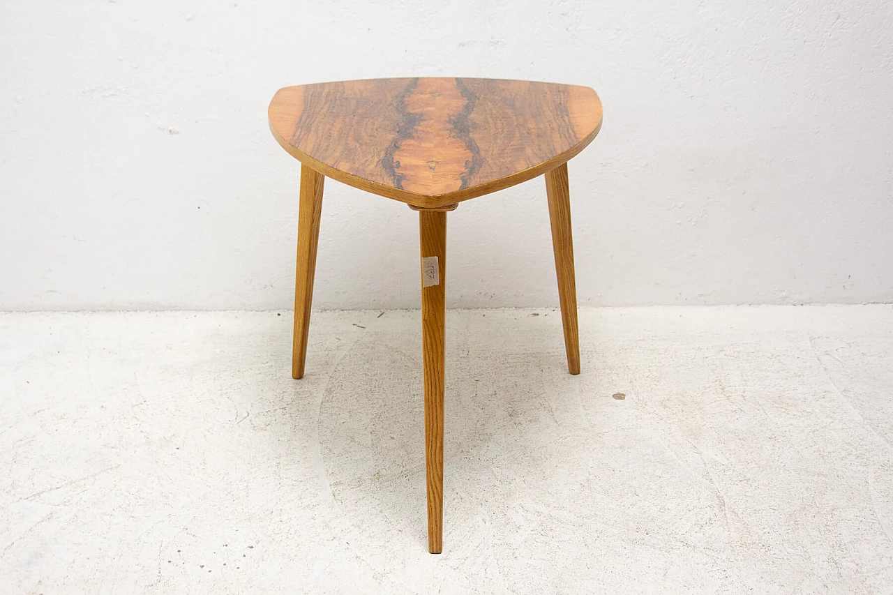 Triangular walnut side table, 1970s 10