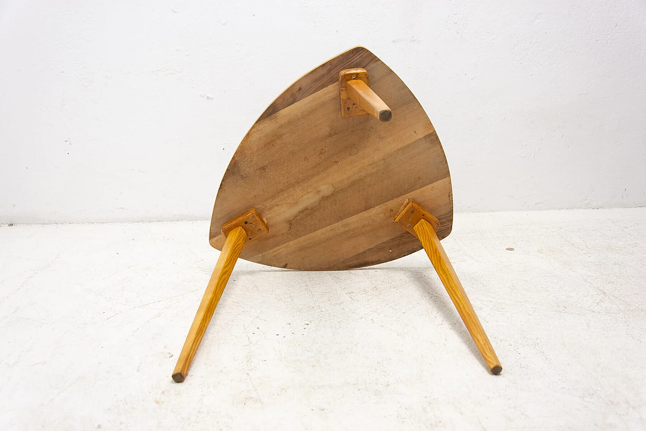 Triangular walnut side table, 1970s 11