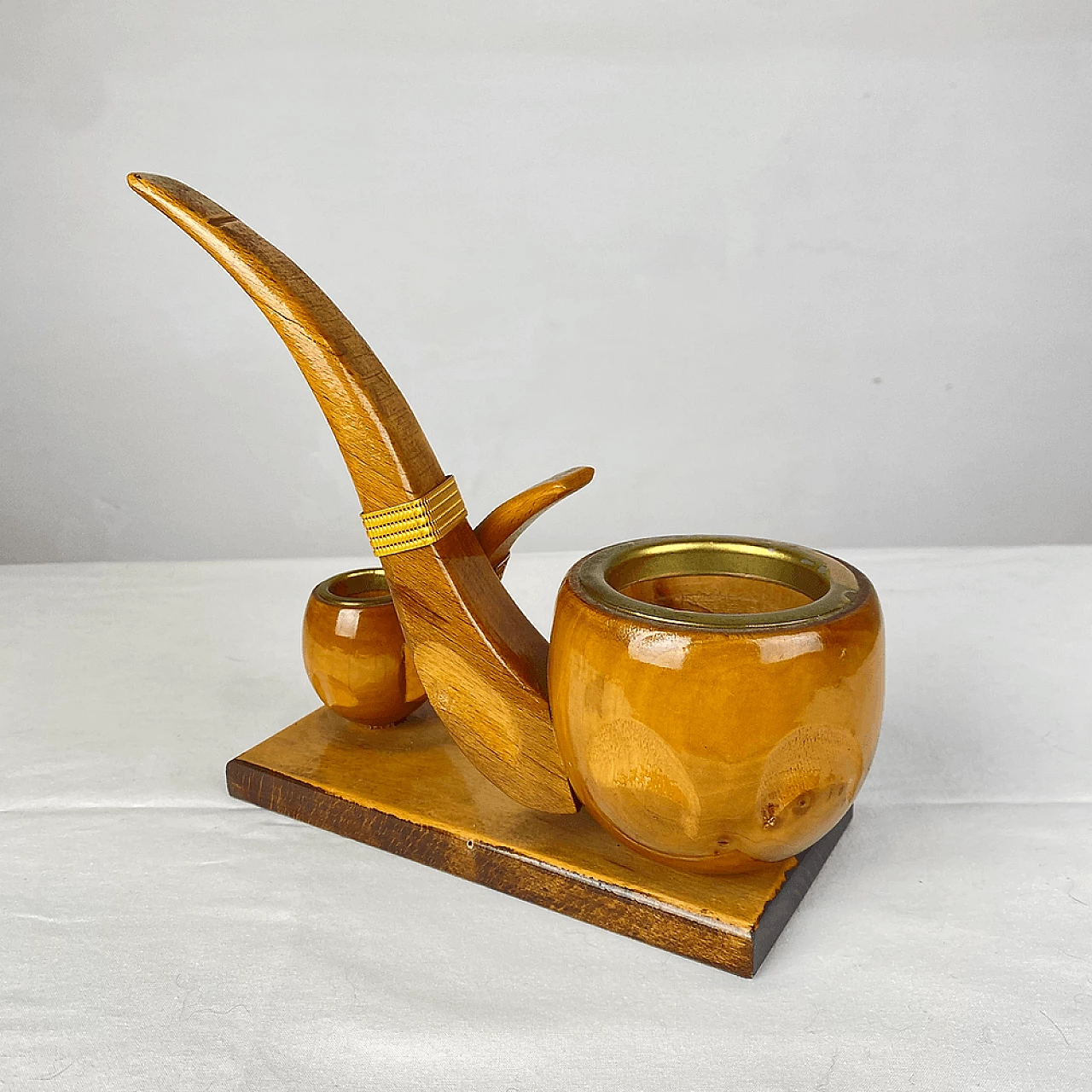 Pipe-shaped pen holder and ashtray by Aldo Tura 1