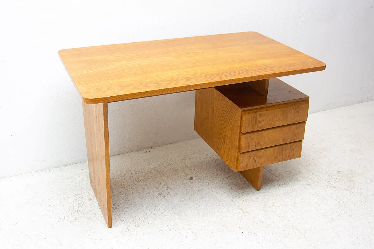 Scrivania in faggio di Bohumil Landsman per Jitona, anni '70 6