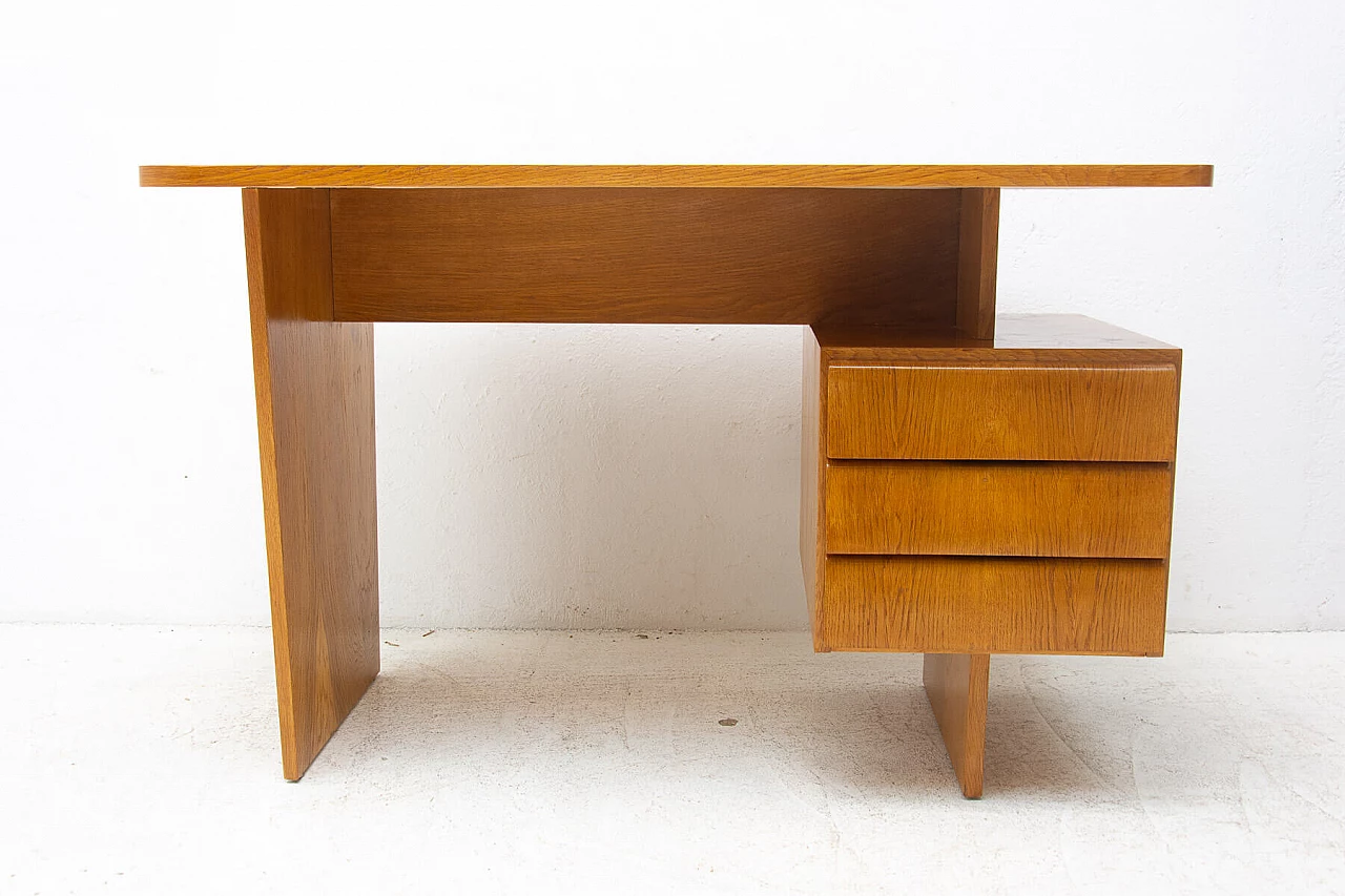 Scrivania in faggio di Bohumil Landsman per Jitona, anni '70 19