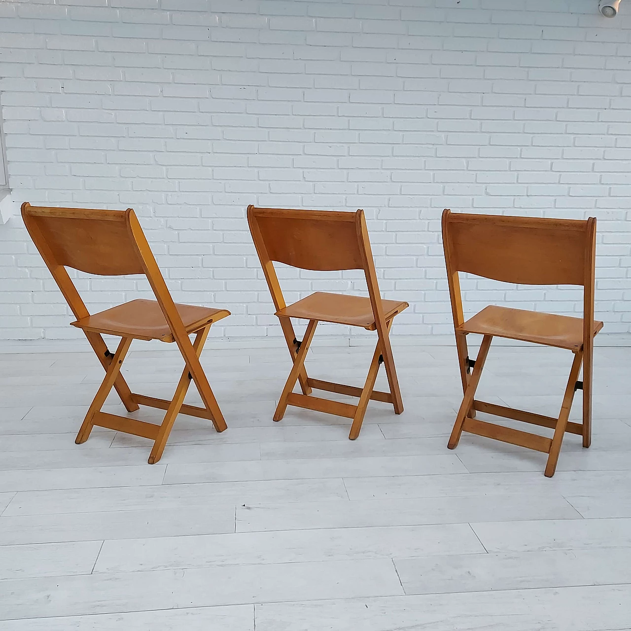 3 Plywood folding chairs by Ve.S., 1960s 3
