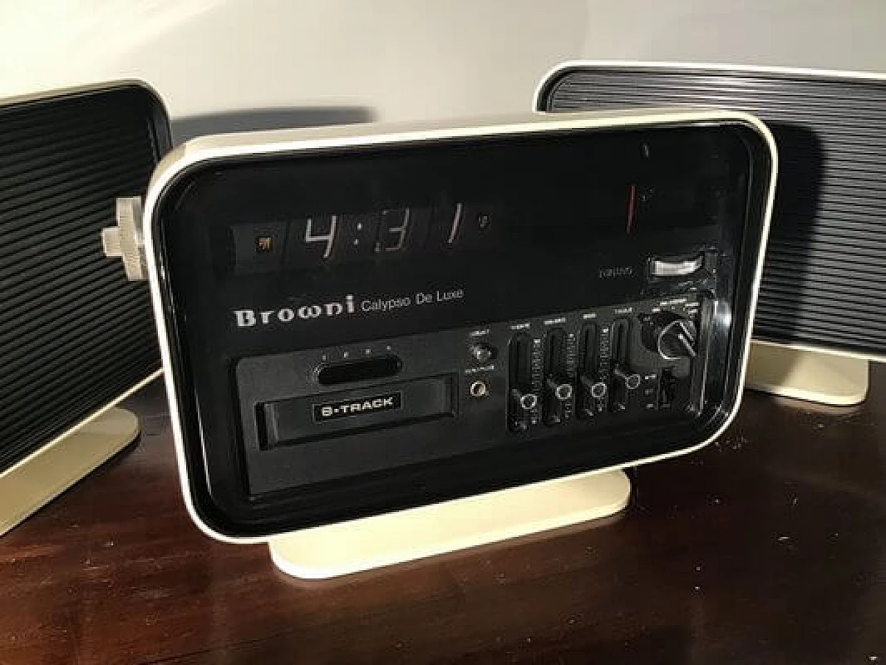 Calypso de Luxe TCM-5000 clock radio with speakers by CBC, 1960s 2
