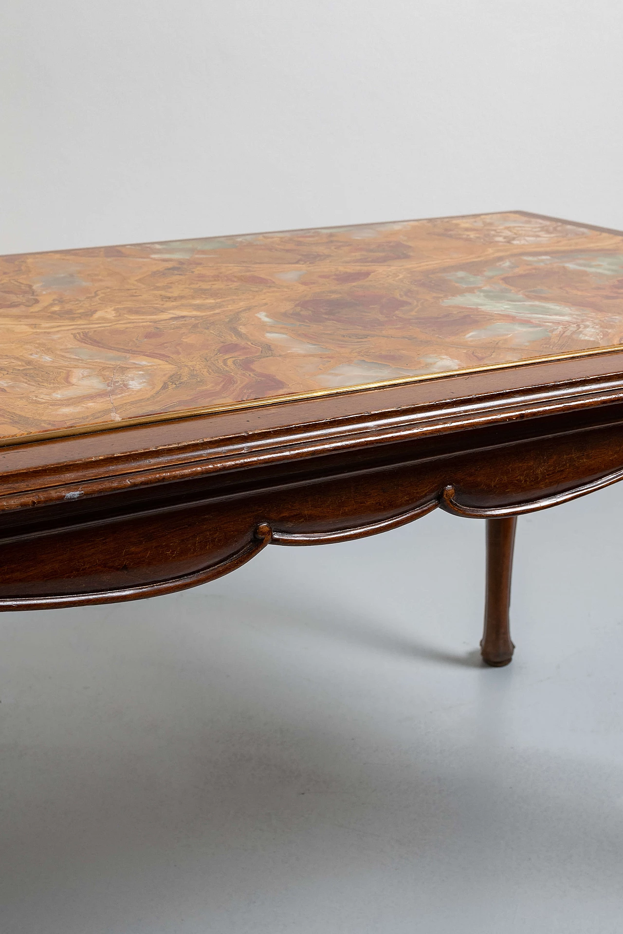 Wooden coffee table with curved legs and onyx top, 1950s 2