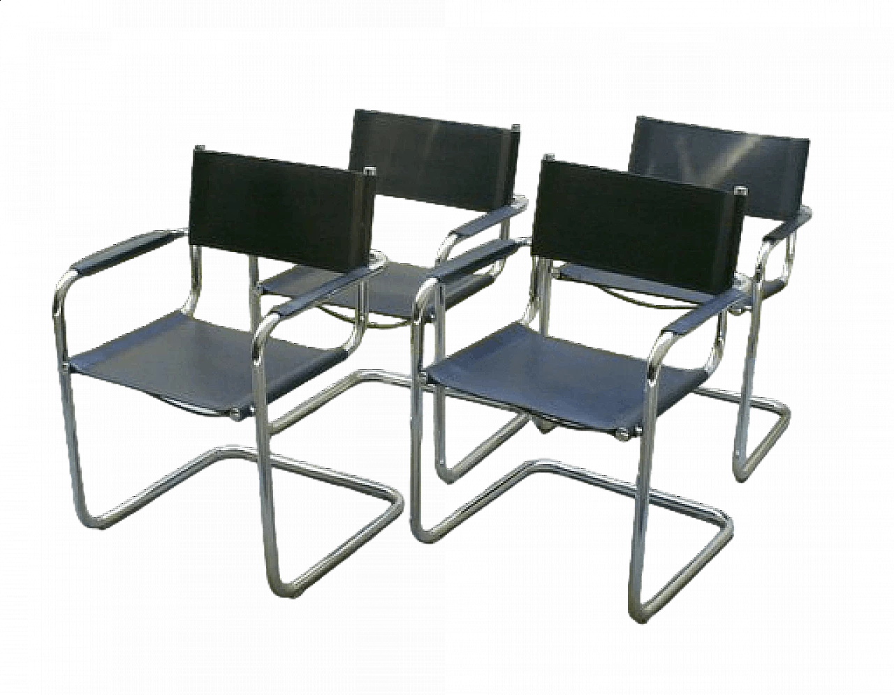 N.4 sedie in tubolare e finta pelle attribuite a Mart Stam, anni '70 9