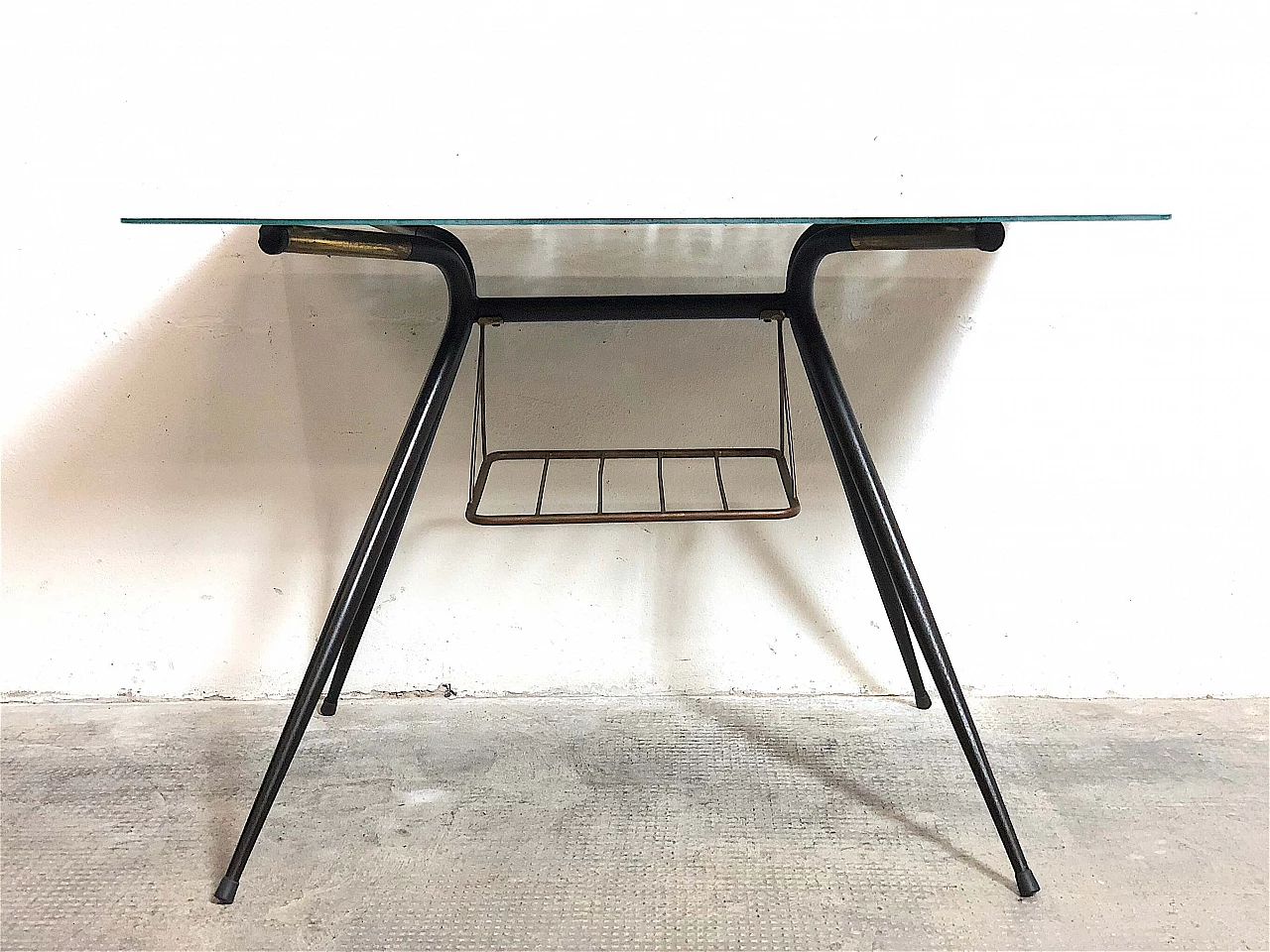 Glass coffee table with magazine rack, 1960s 7