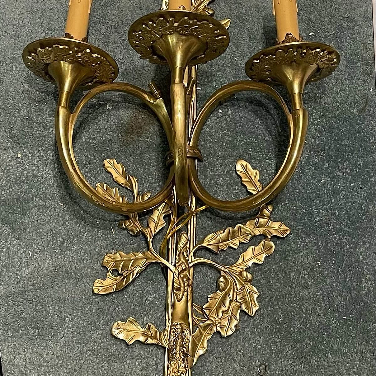 Coppia di applique in ottone con foglie di quercia, anni '70 2