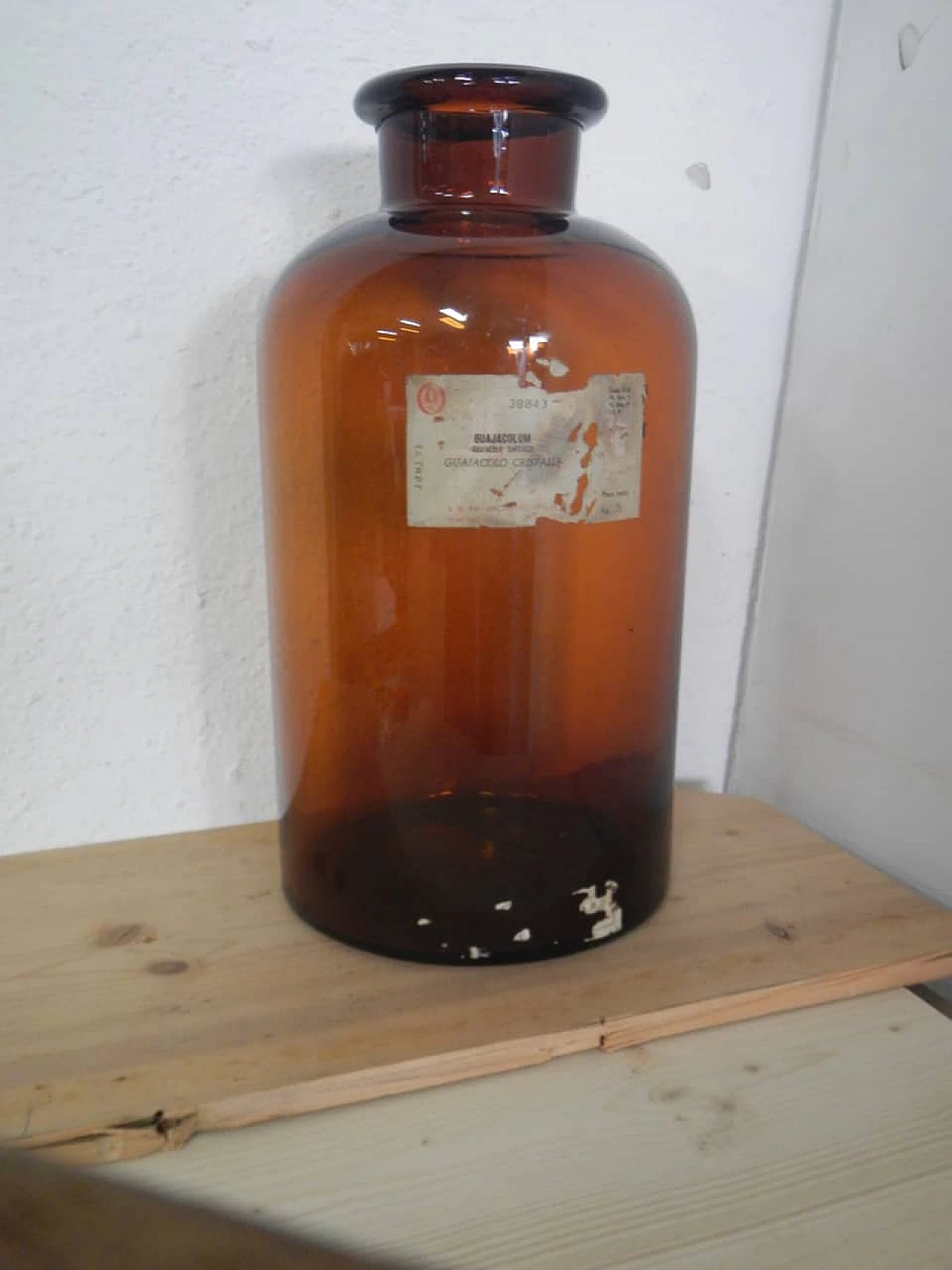 Bottiglia da farmacia in vetro con etichetta, anni '50 1