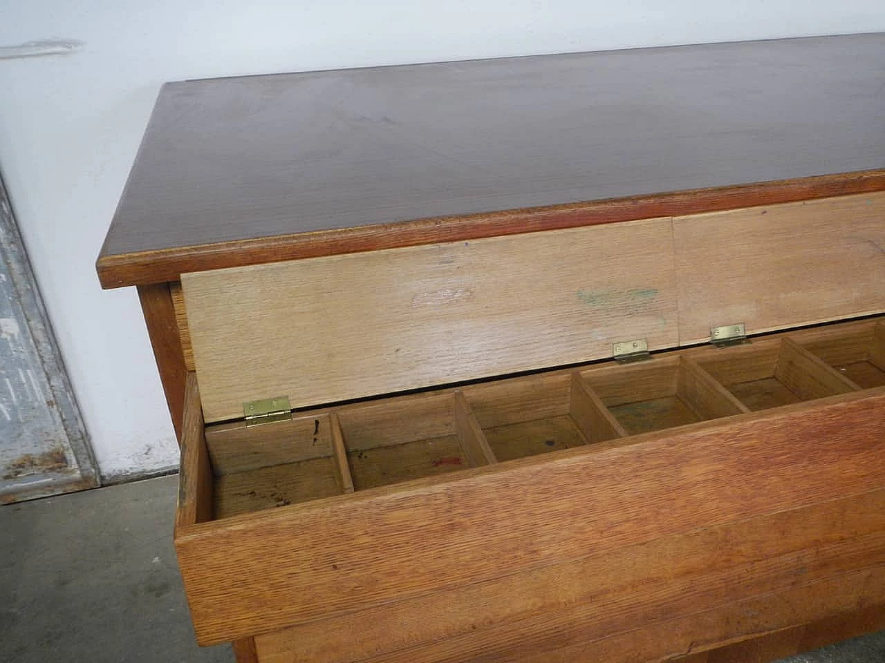 Oak chest of drawers with formica top, 1950s 9