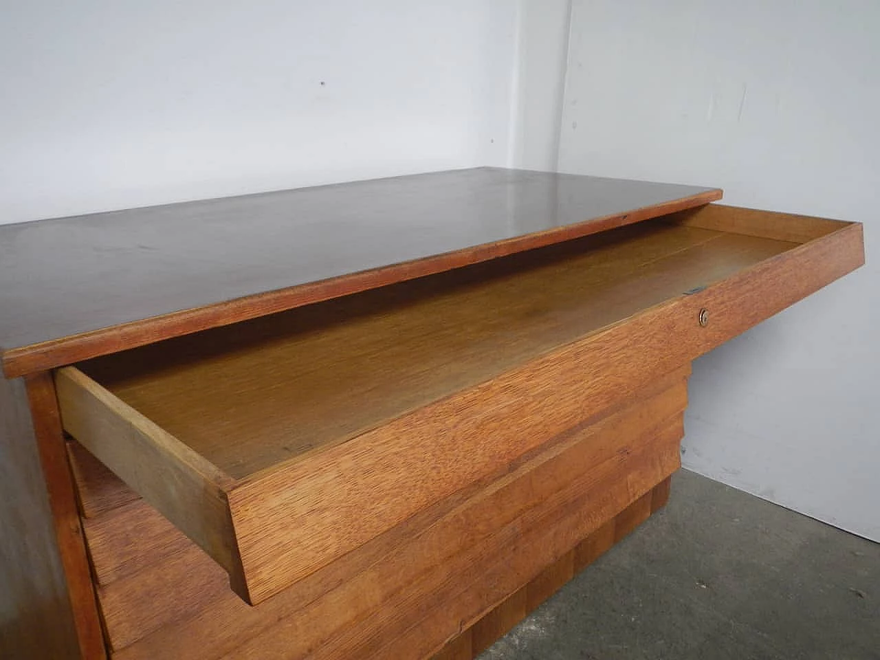 Oak chest of drawers with formica top, 1950s 11