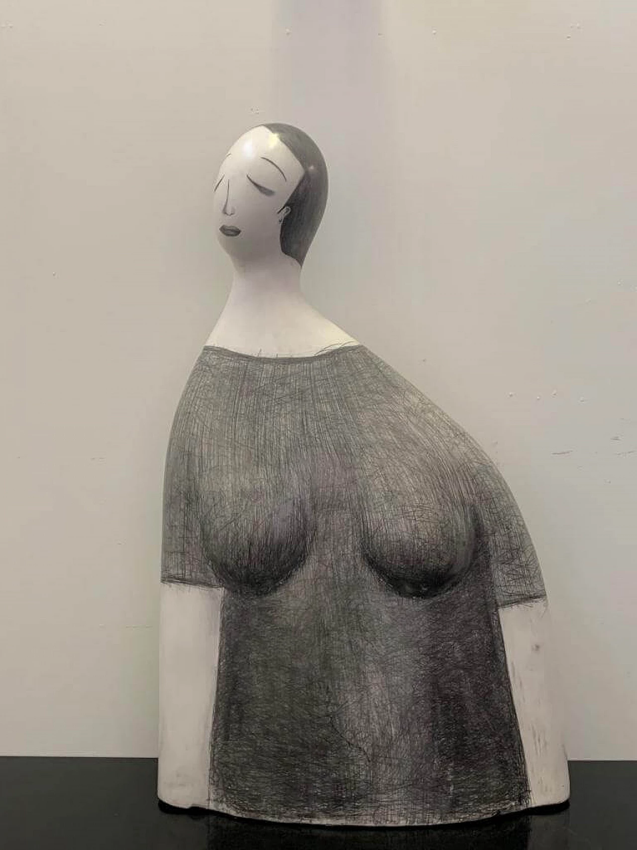 Yuri Zatarain, Thought of Love, terracotta and graphite, 2005 8