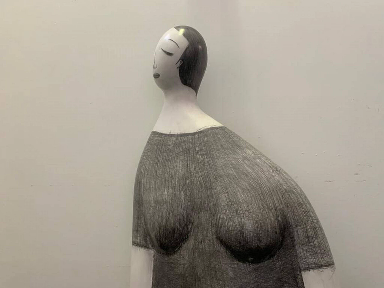 Yuri Zatarain, Thought of Love, terracotta and graphite, 2005 13