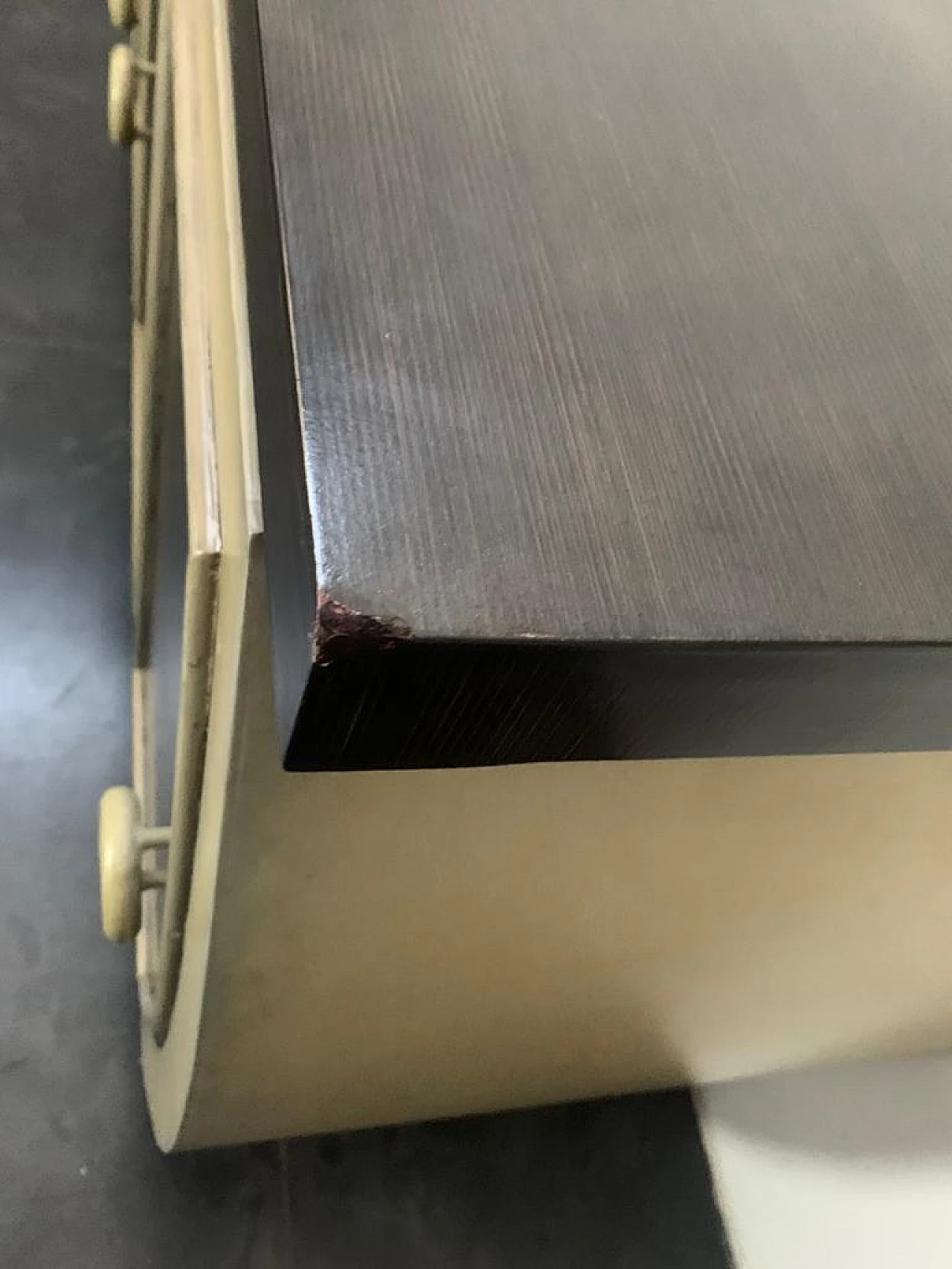 Art Deco style lacquered sideboard with rounded sides, 1990s 9