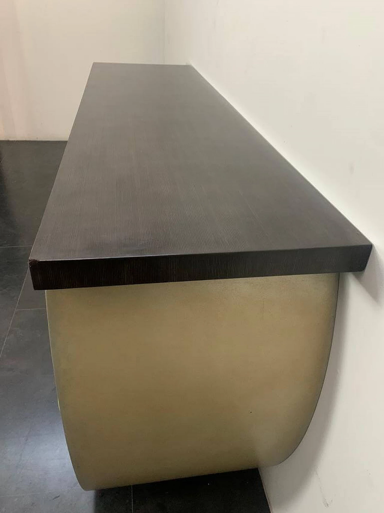 Art Deco style lacquered sideboard with rounded sides, 1990s 11