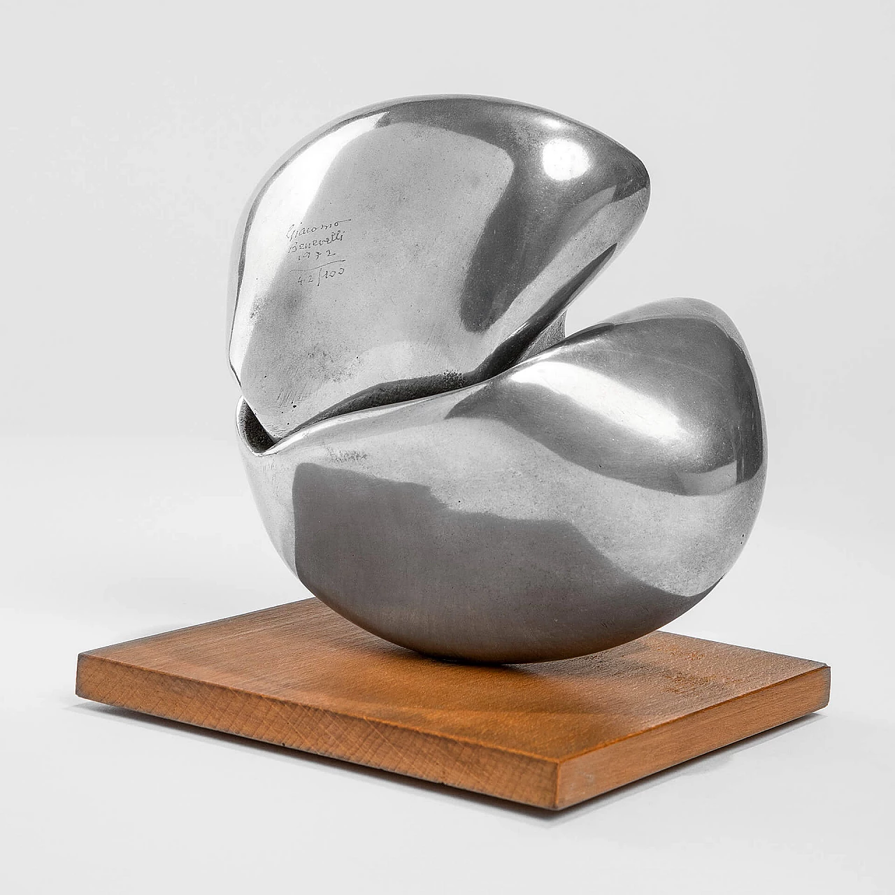 Giacomo Benevelli, scultura in metallo cromato, 1972 2