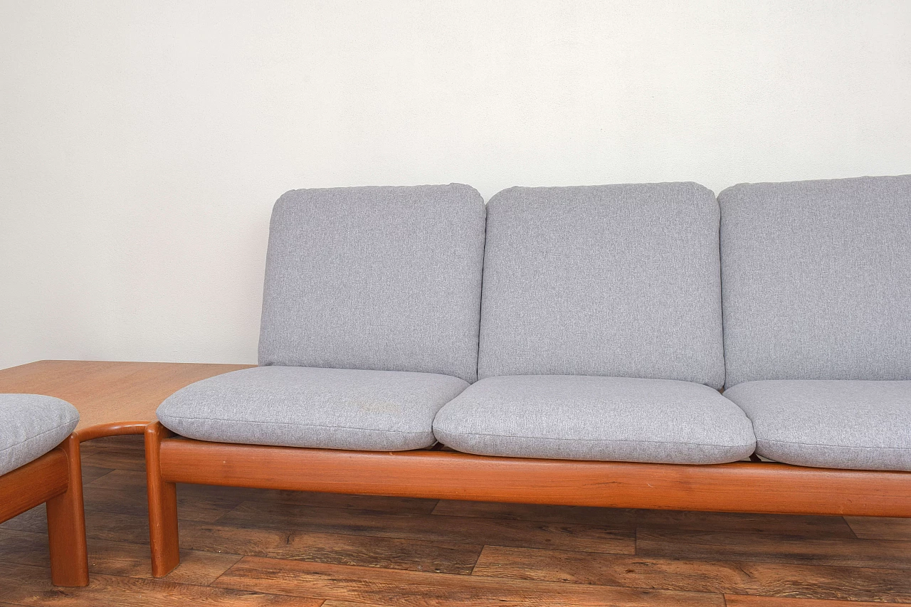 Pair of sofas, armchair and side table by Knoll, 1960s 5