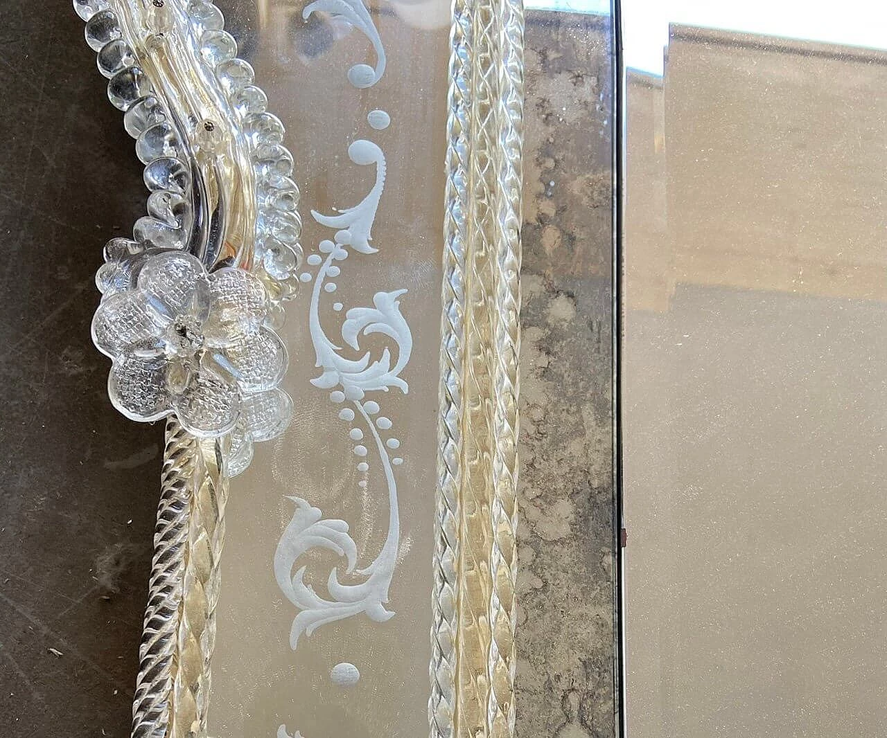 Specchio da parete in vetro di Murano inciso, anni '60 3
