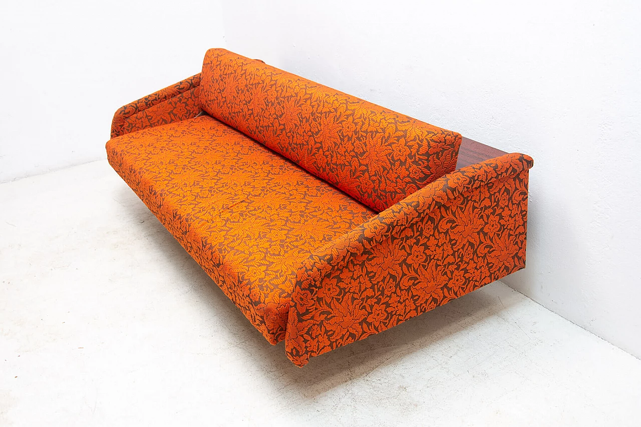 Divano letto pieghevole con rivestimento in fantasia, anni '60 3