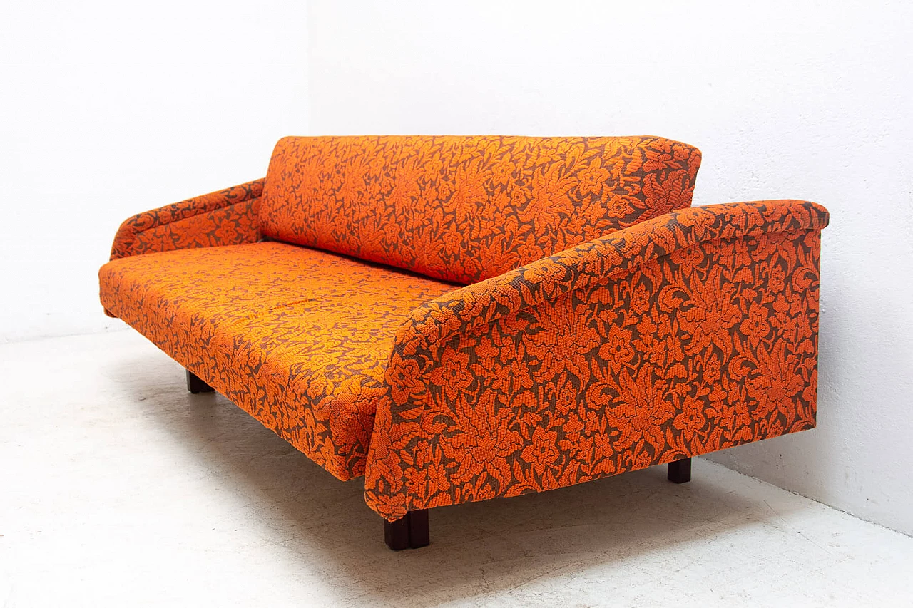 Divano letto pieghevole con rivestimento in fantasia, anni '60 4