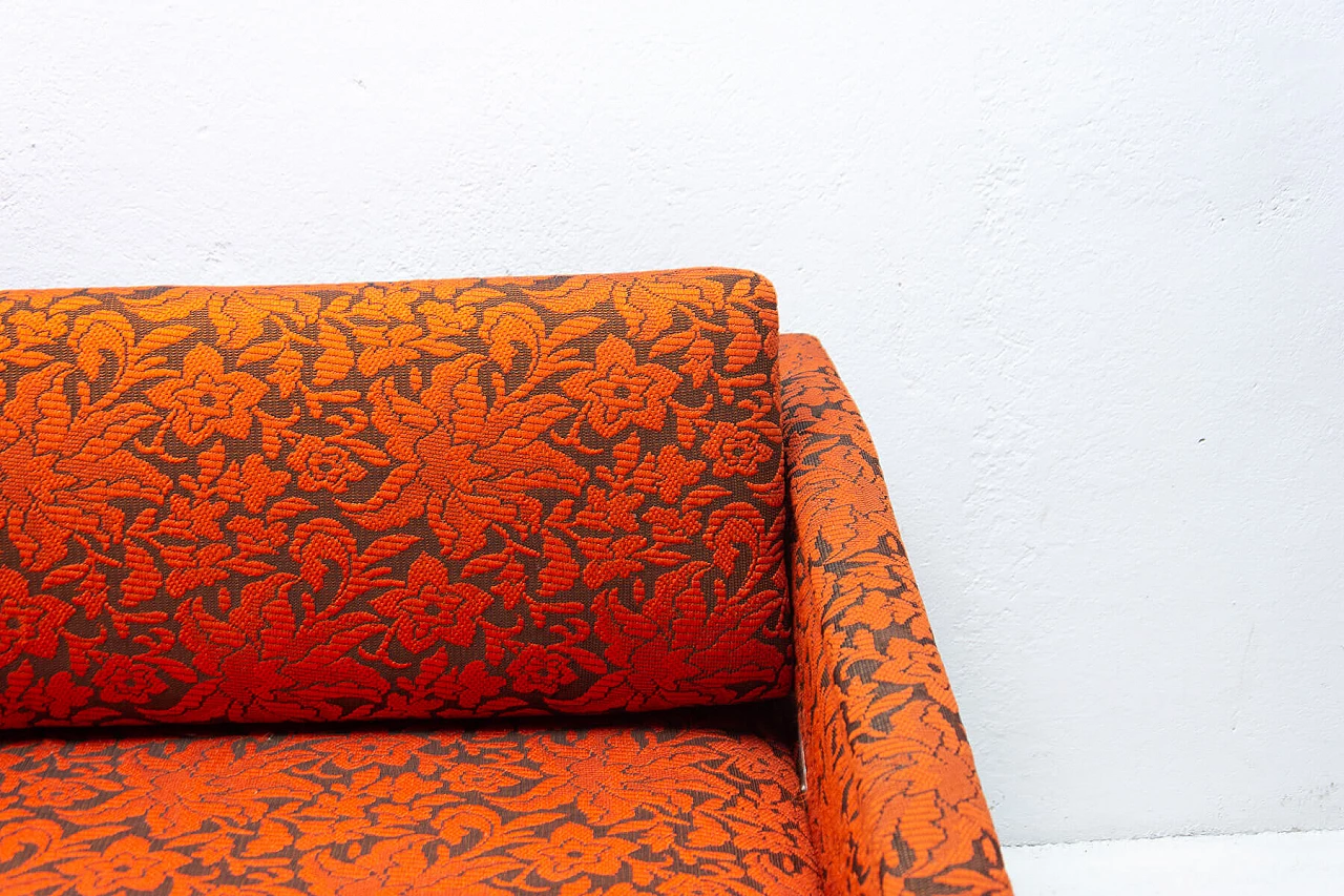 Divano letto pieghevole con rivestimento in fantasia, anni '60 8