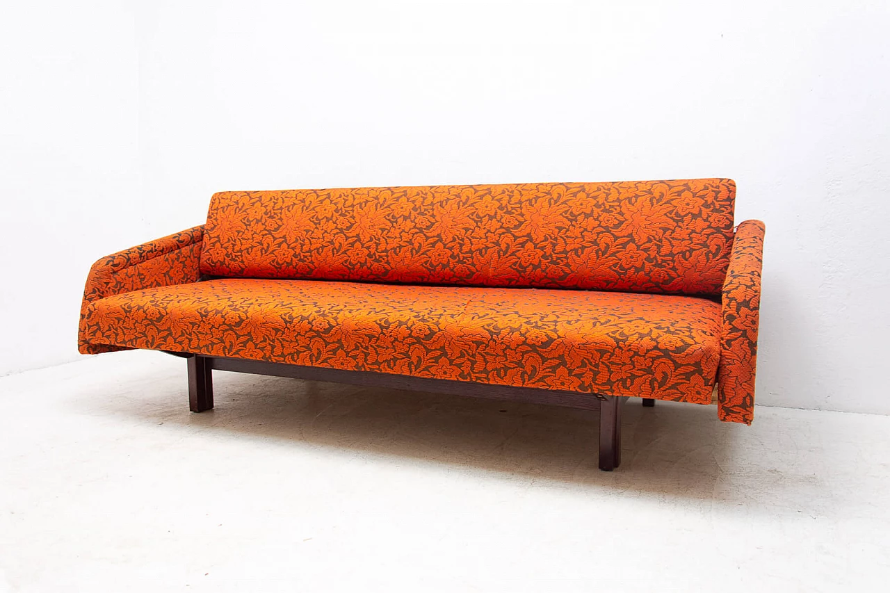 Divano letto pieghevole con rivestimento in fantasia, anni '60 19