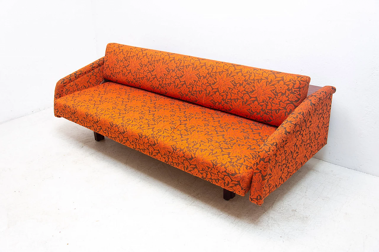 Divano letto pieghevole con rivestimento in fantasia, anni '60 20