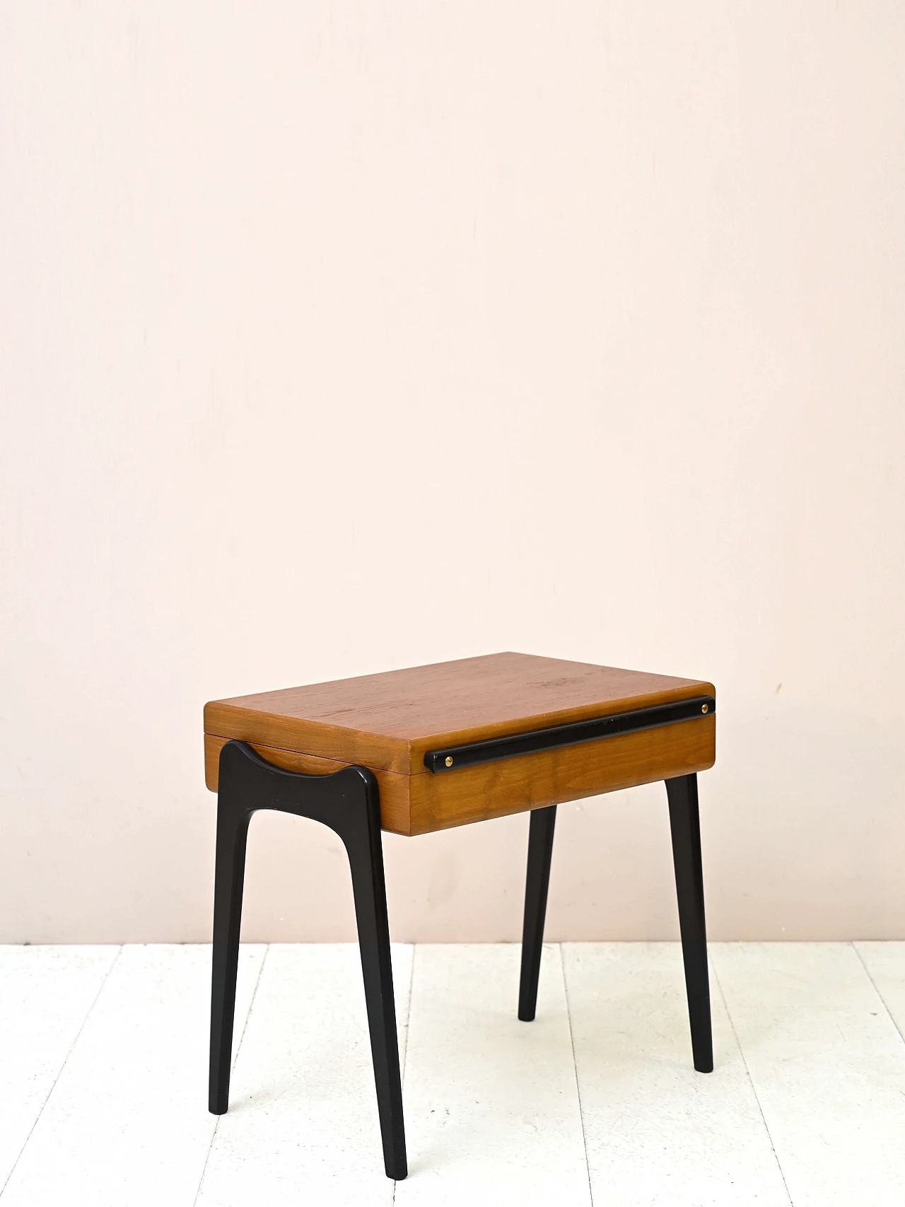 Tavolino da cucito in legno bicolore, anni '60 5