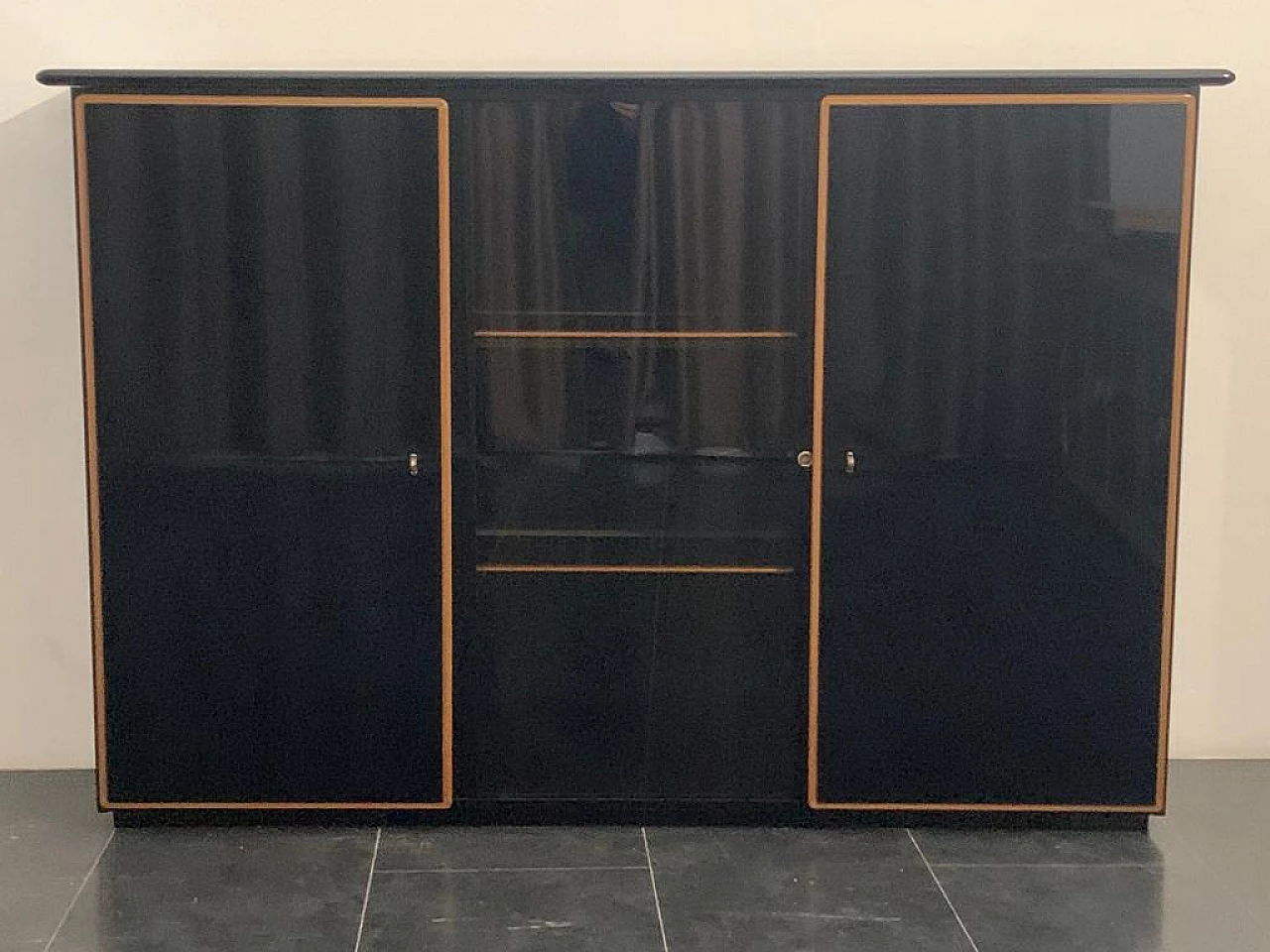 Lacquered sideboard with moulded wood by Pierre Cardin, 1960s 1