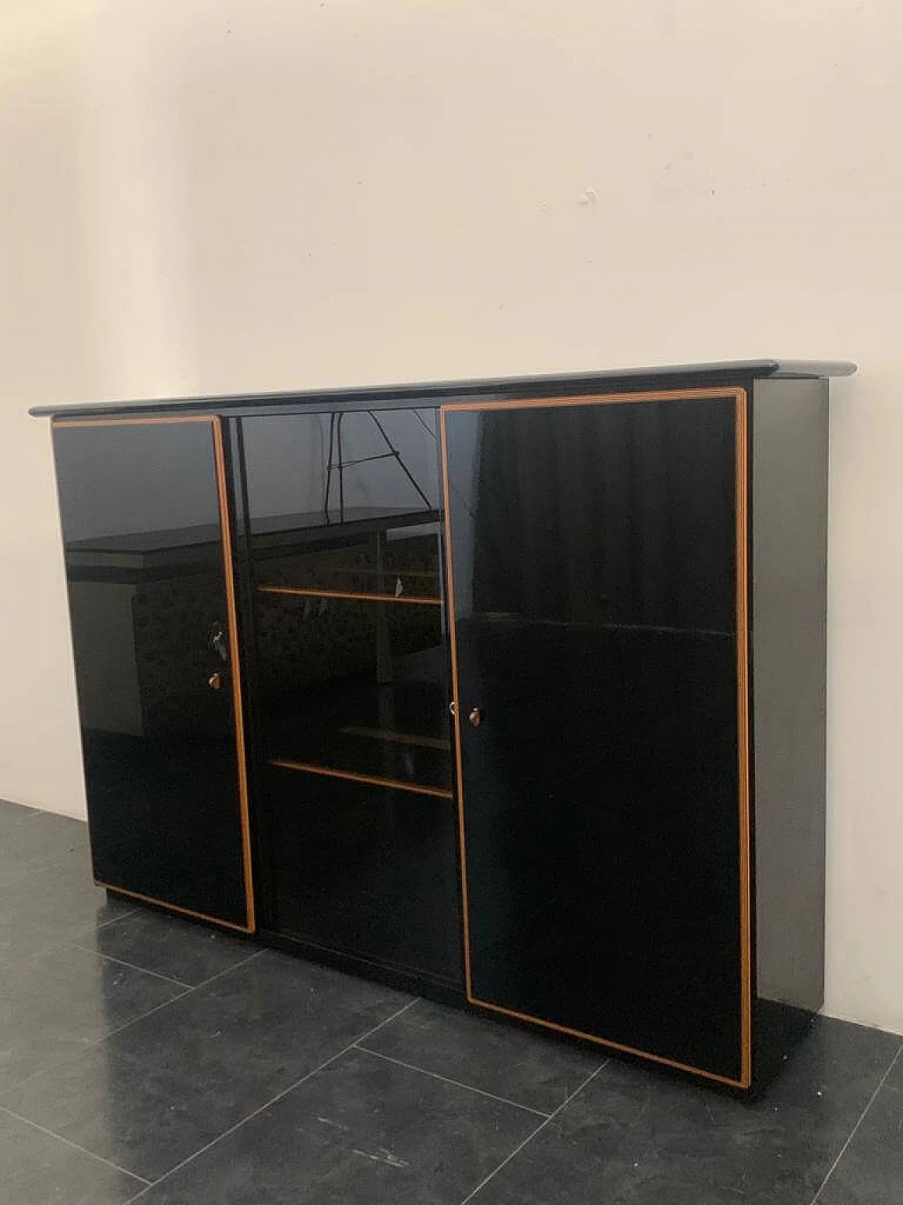 Lacquered sideboard with moulded wood by Pierre Cardin, 1960s 5