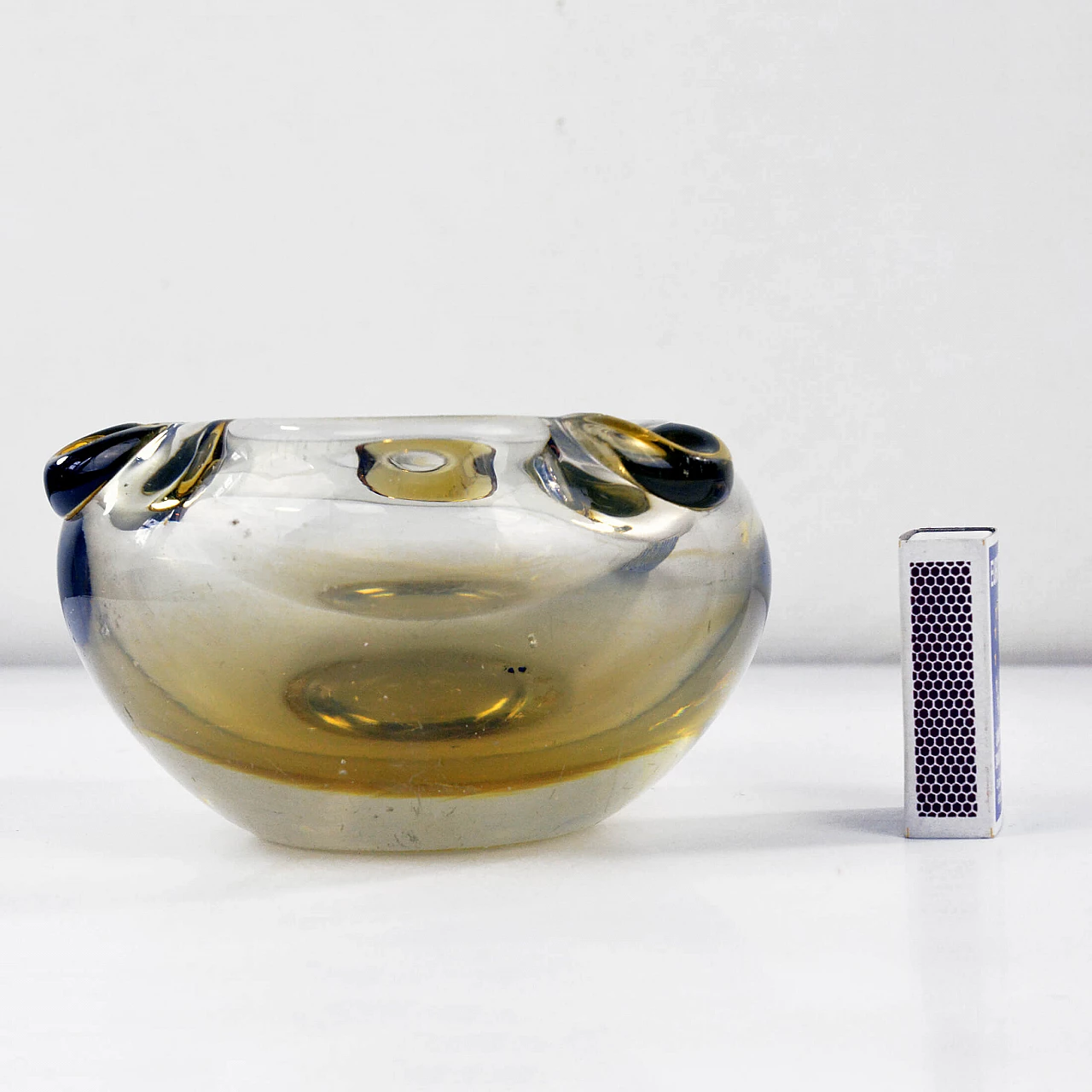 Glass ashtray by E. Beranek for Skrdlovice, 1960s 4