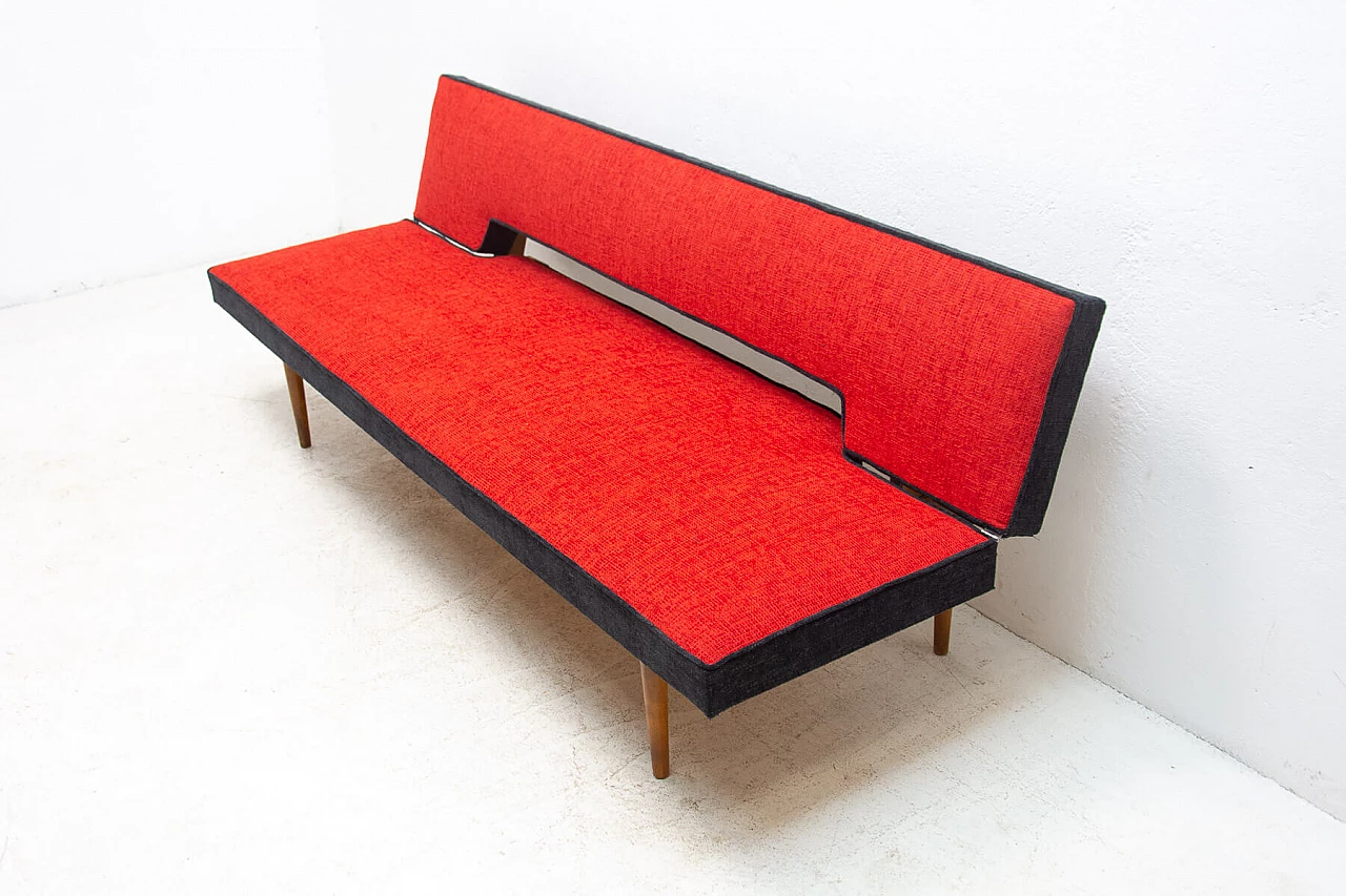 Reupholstered folding dormeuse by Miroslav Navrátil, 1960s 3