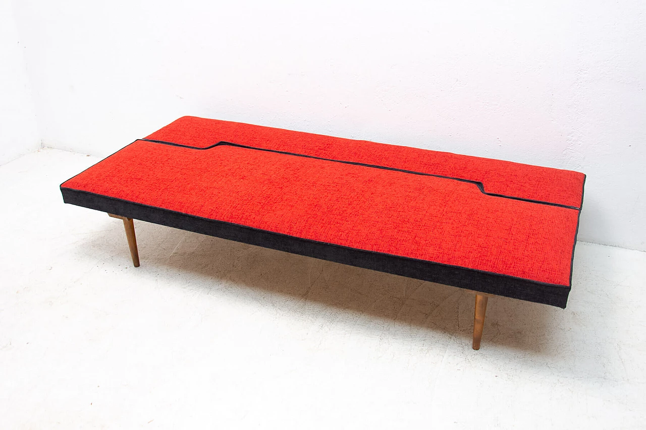 Reupholstered folding dormeuse by Miroslav Navrátil, 1960s 12