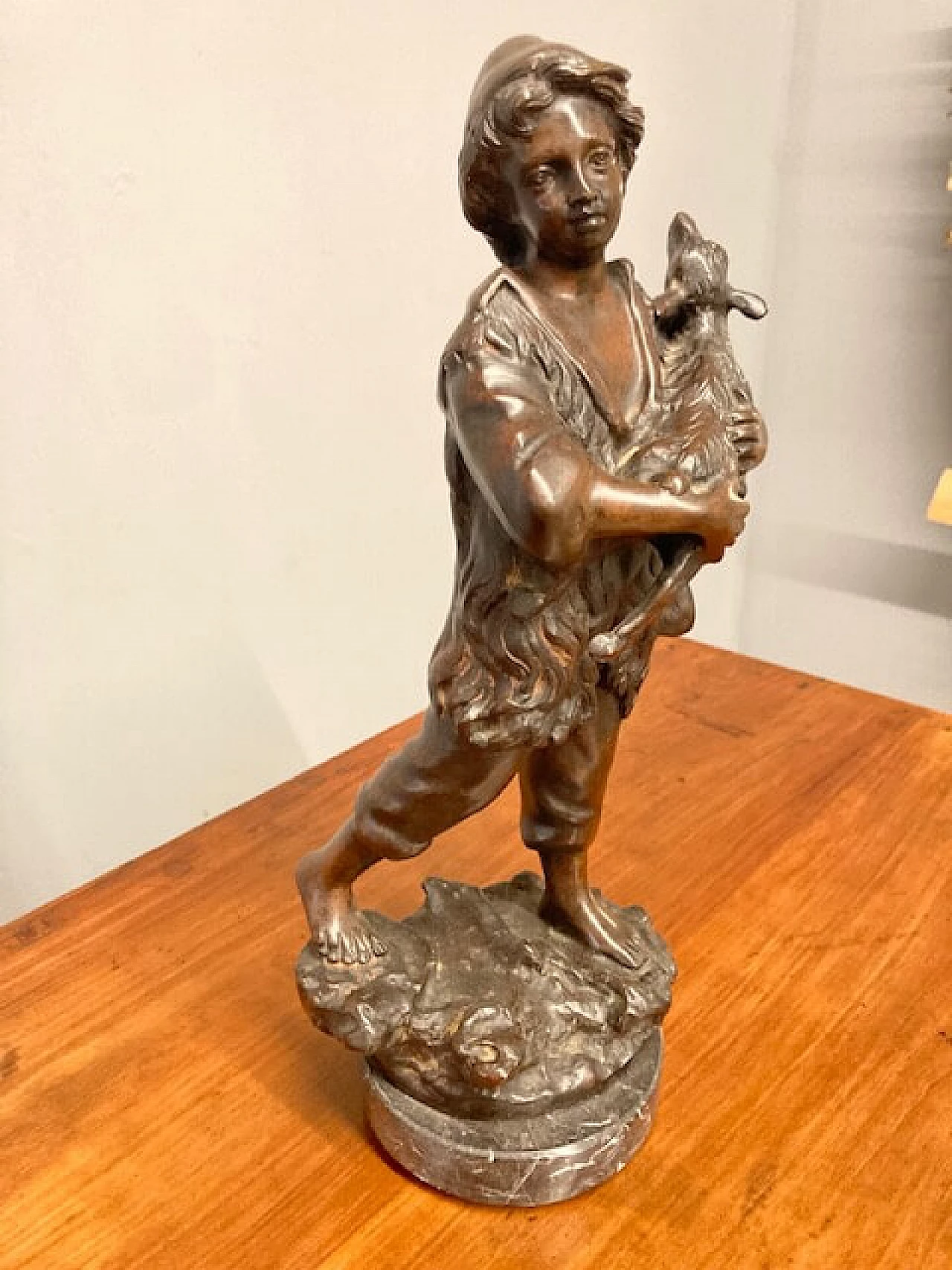 Antonio Cinque, sculpture of a shepherdess, bronze with marble base, late 19th century 5