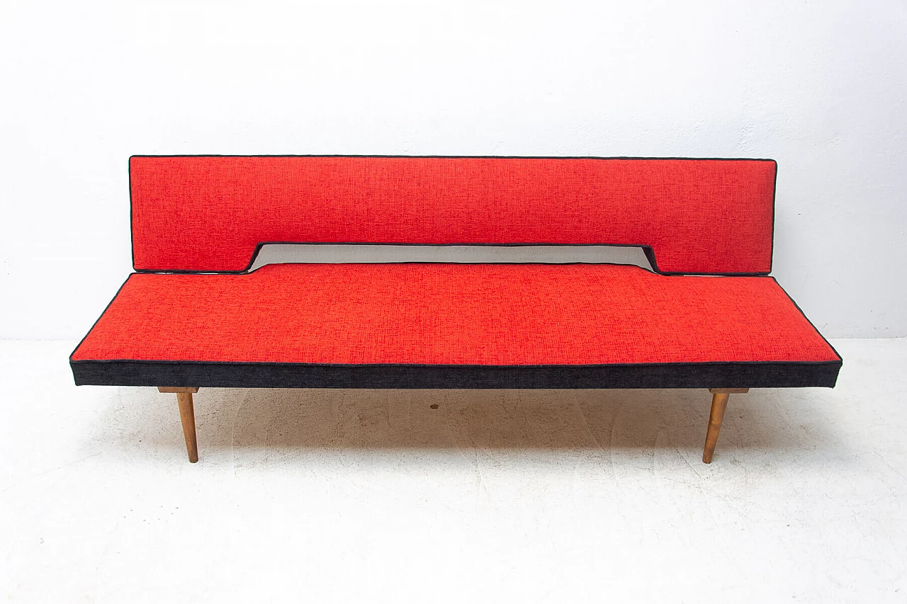 Reupholstered folding dormeuse by Miroslav Navrátil, 1960s 17