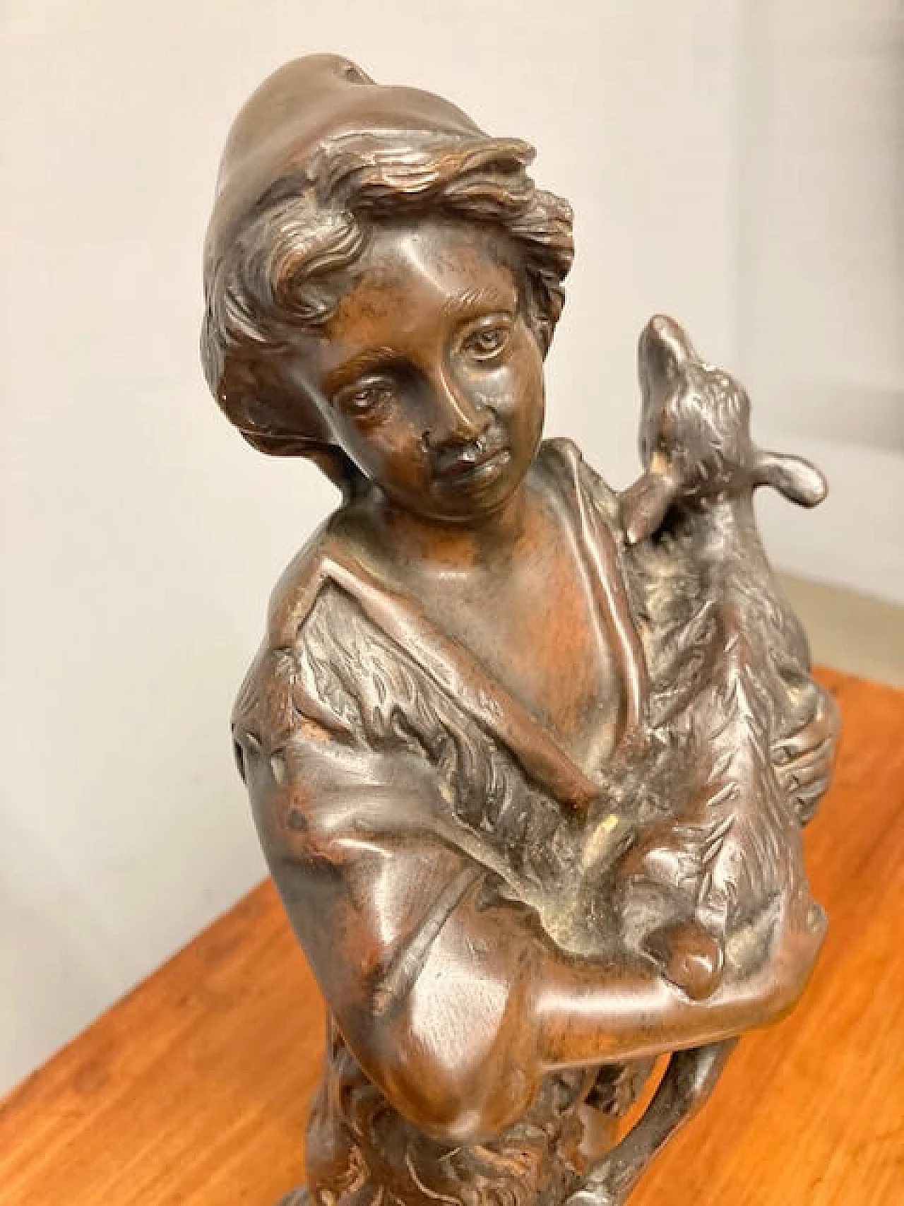Antonio Cinque, sculpture of a shepherdess, bronze with marble base, late 19th century 8