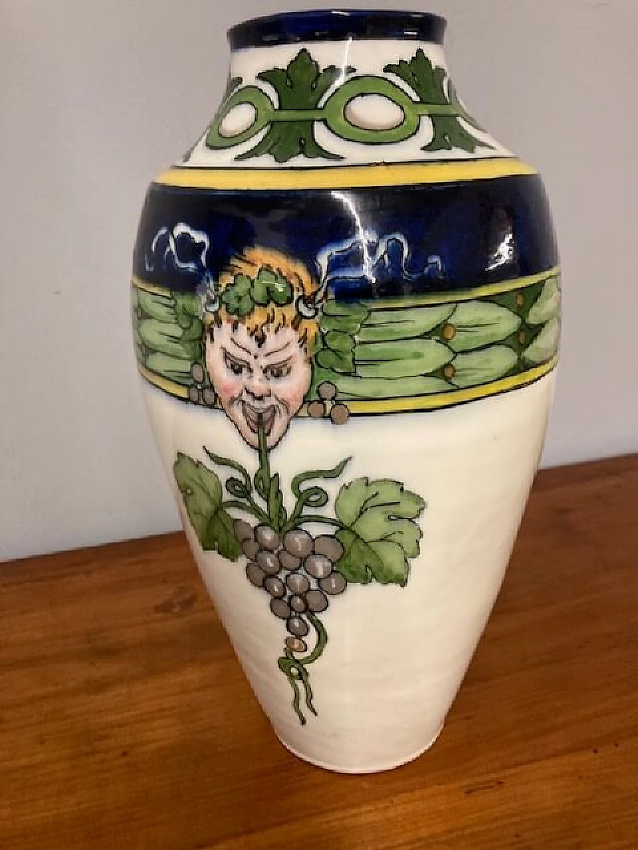 Painted majolica vase by Pasquali, 1910s 10