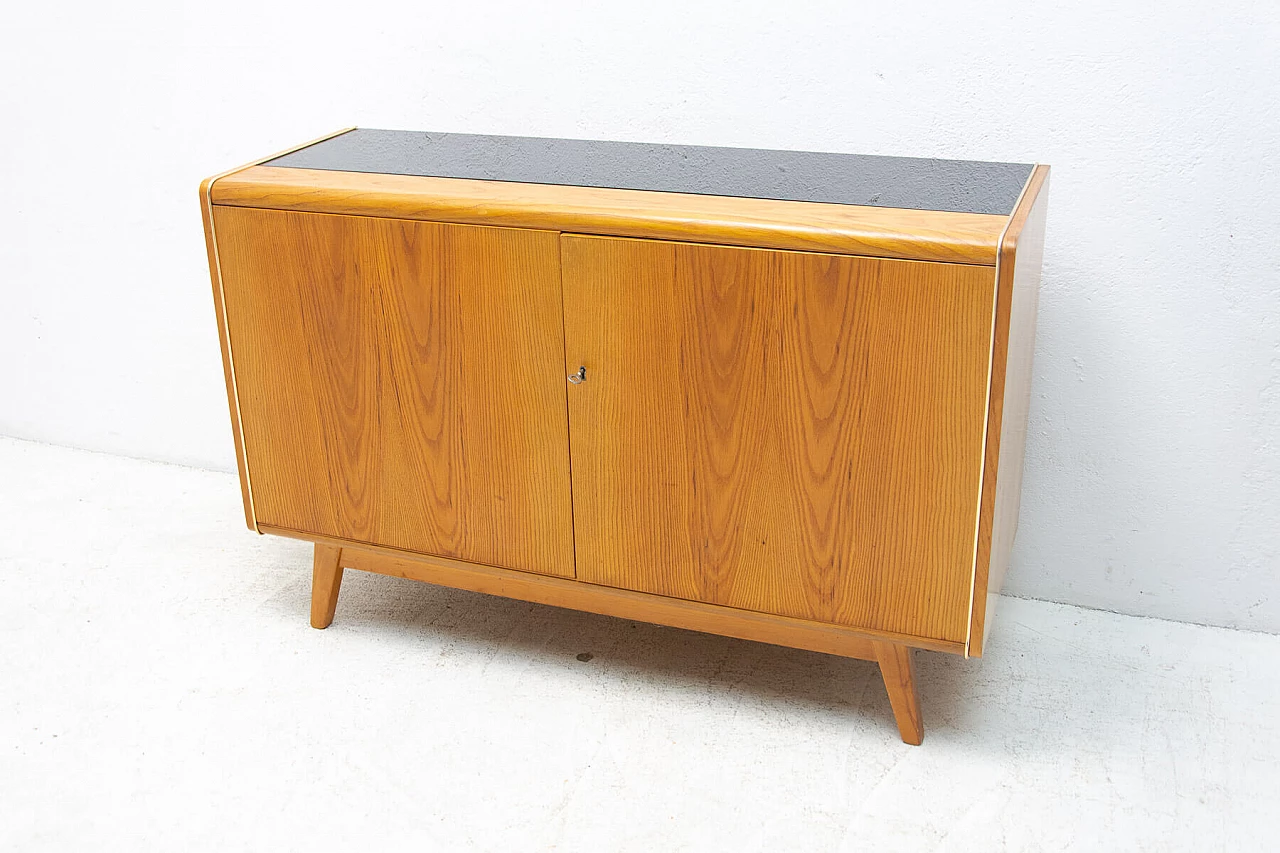 Credenza di Hubert Nepozitek e Bohumil Landsman per Jitona, anni '60 19