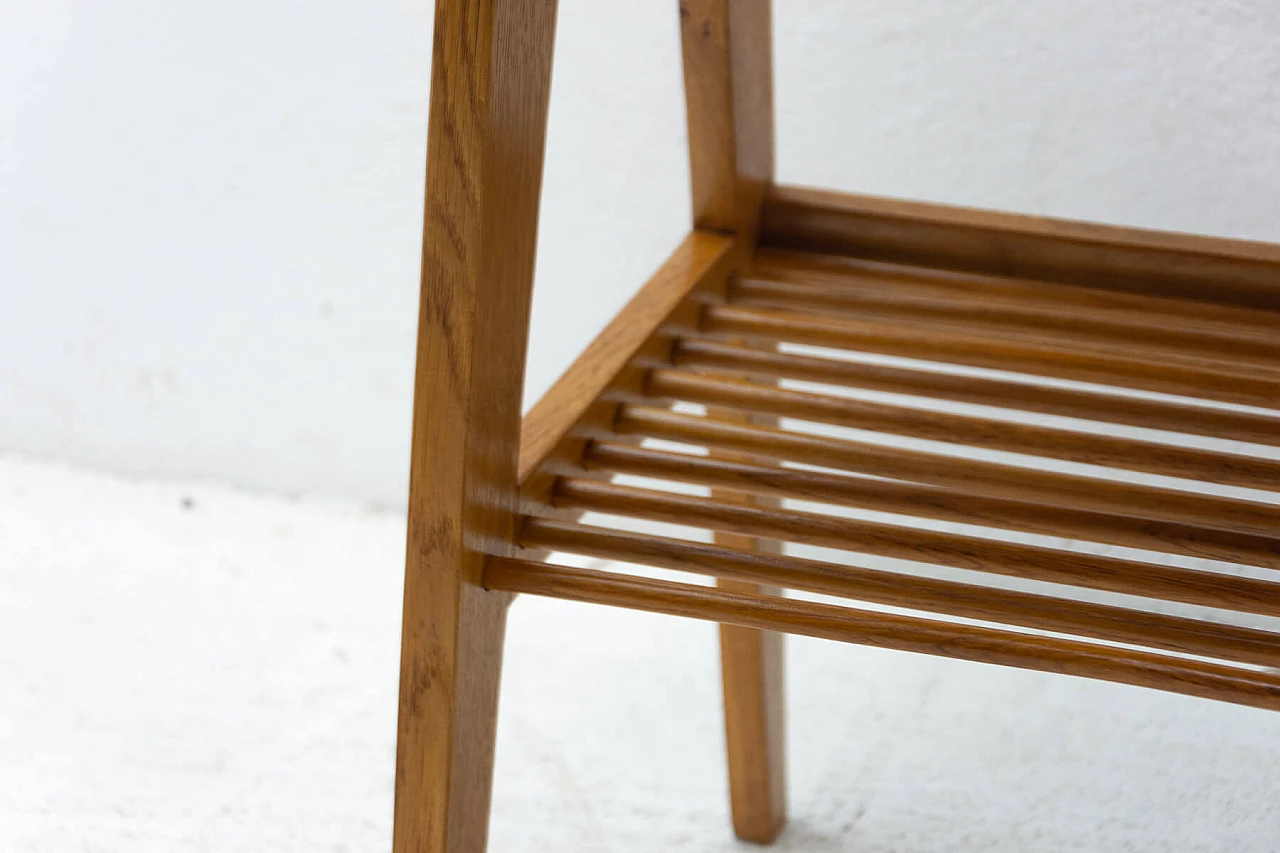 Tavolino in legno con portariviste e cassetto, anni '60 8