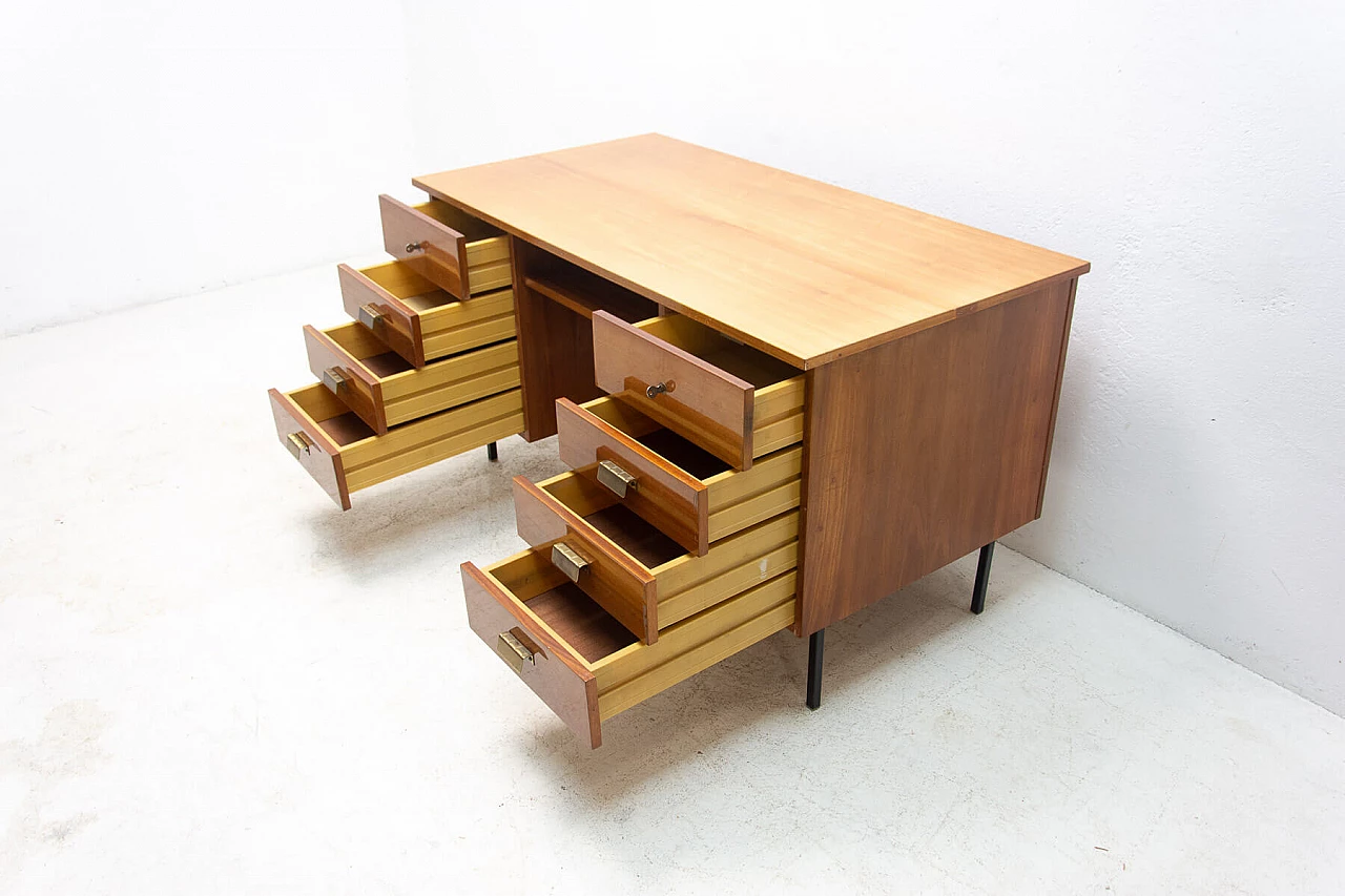Scrivania in faggio con gambe in ferro, anni '70 9