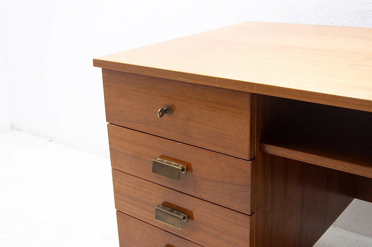 Scrivania in faggio con gambe in ferro, anni '70 12