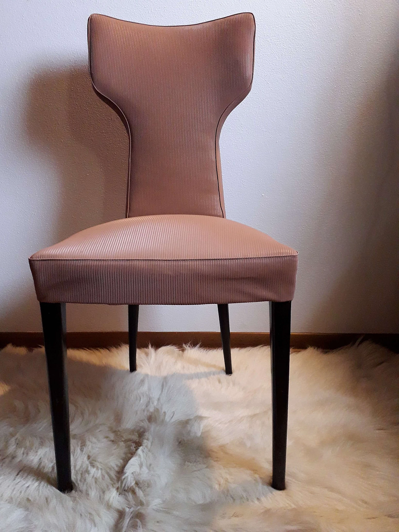 Pink nylon and wood chair attributed to Guglielmo Ulrich, 1940s 5