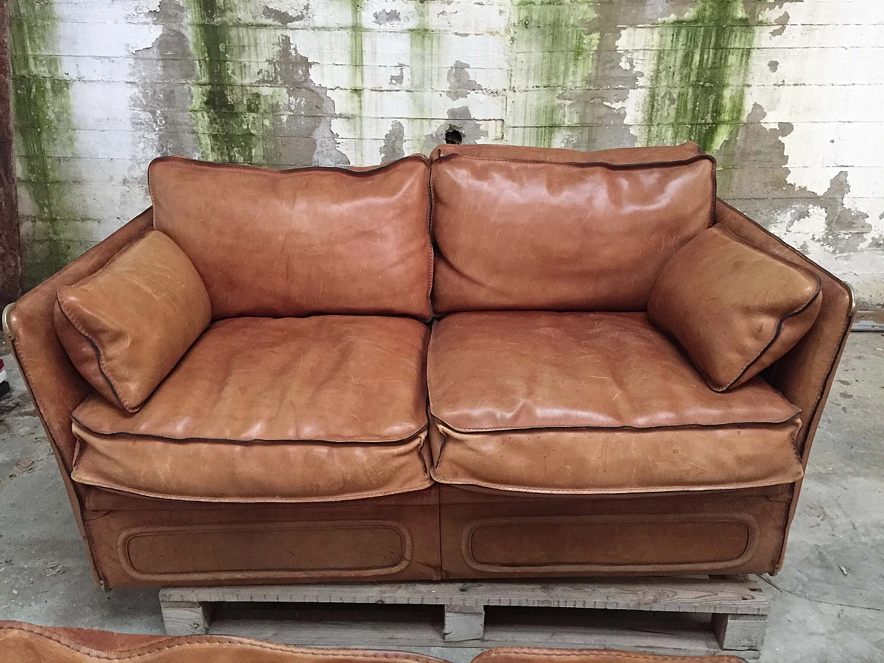 Two-seater leather sofa, 1960s 1