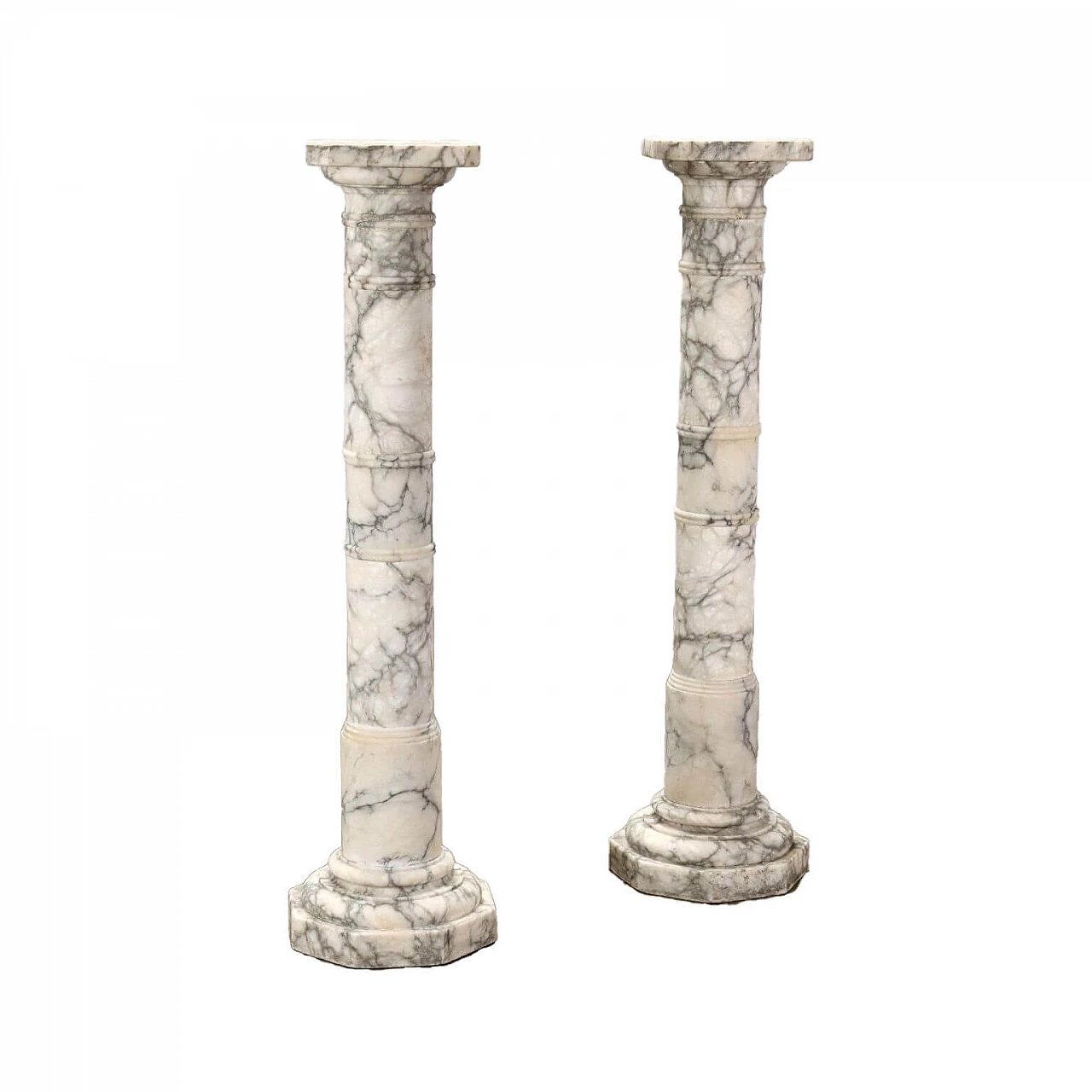 Coppia di colonne in marmo bianco, inizio '900 1