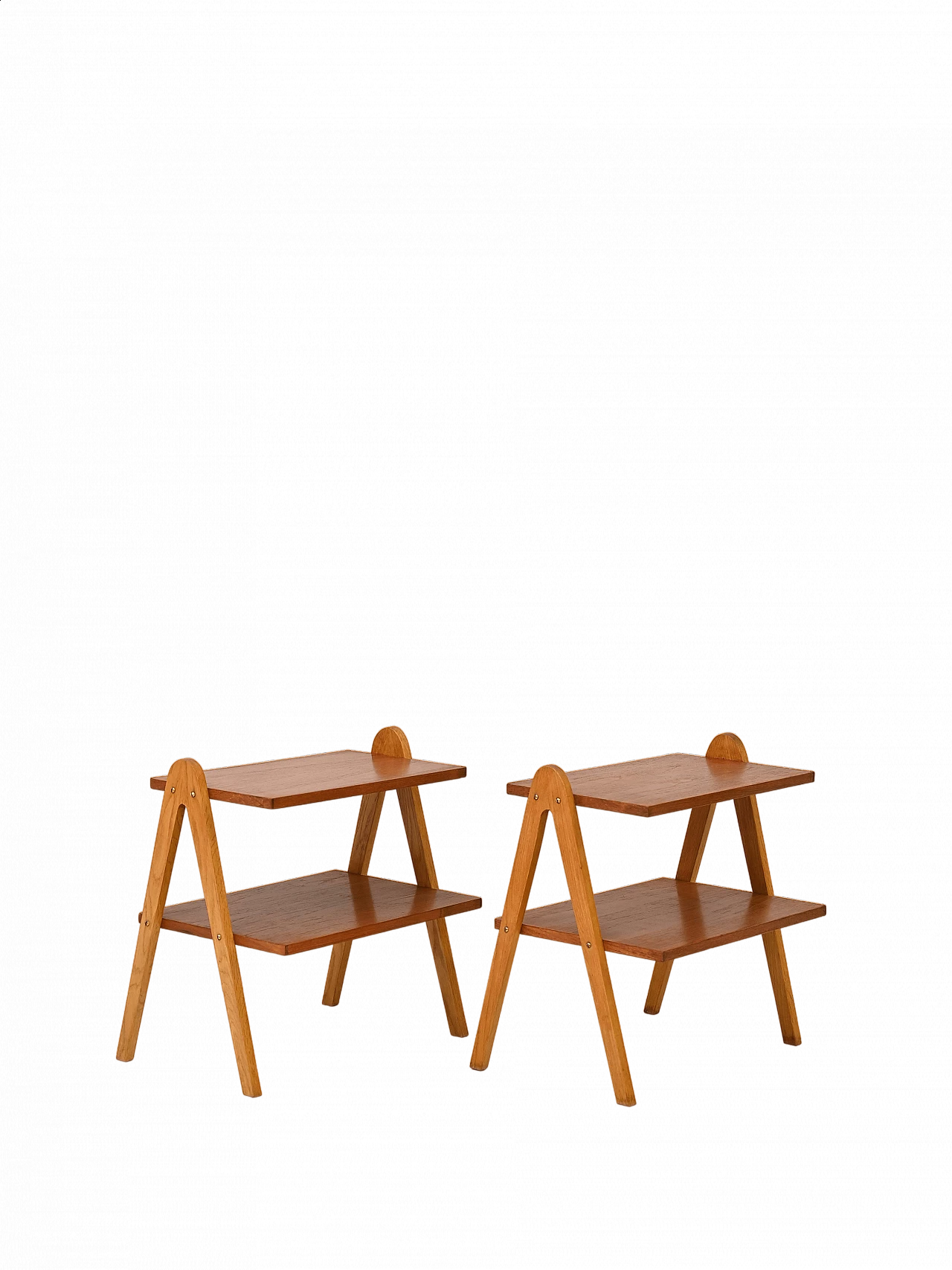 Coppia di tavolini in legno con doppio ripiano, anni '50 10